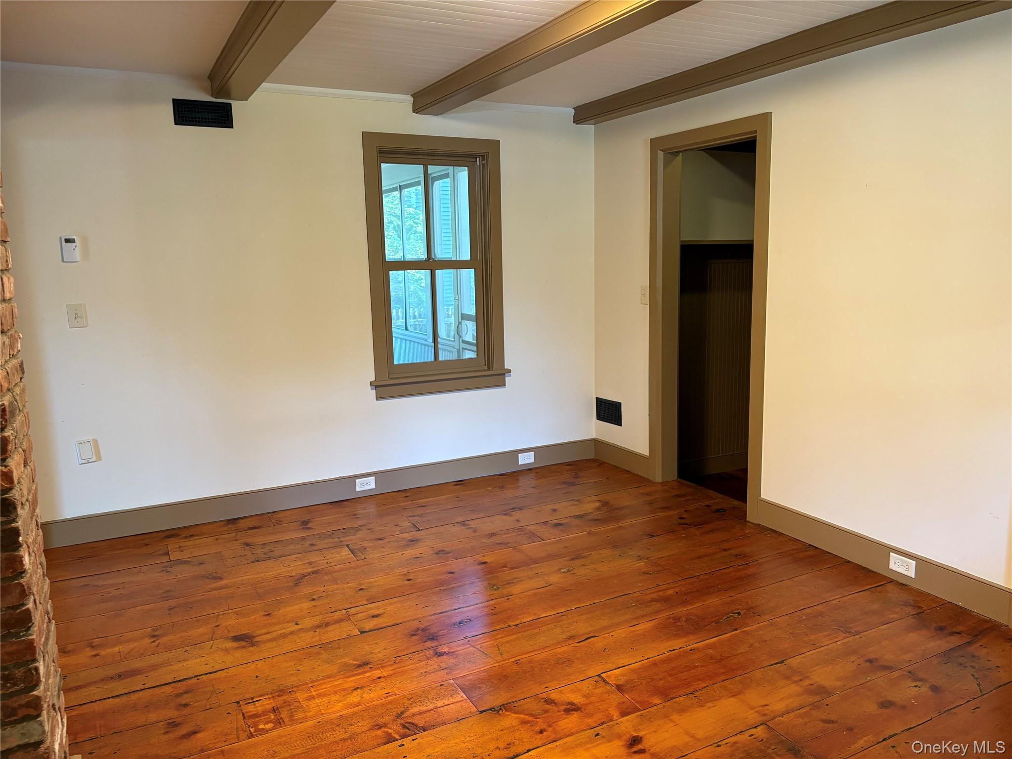 43 Rockland Avenue, Hillburn, NY 10931