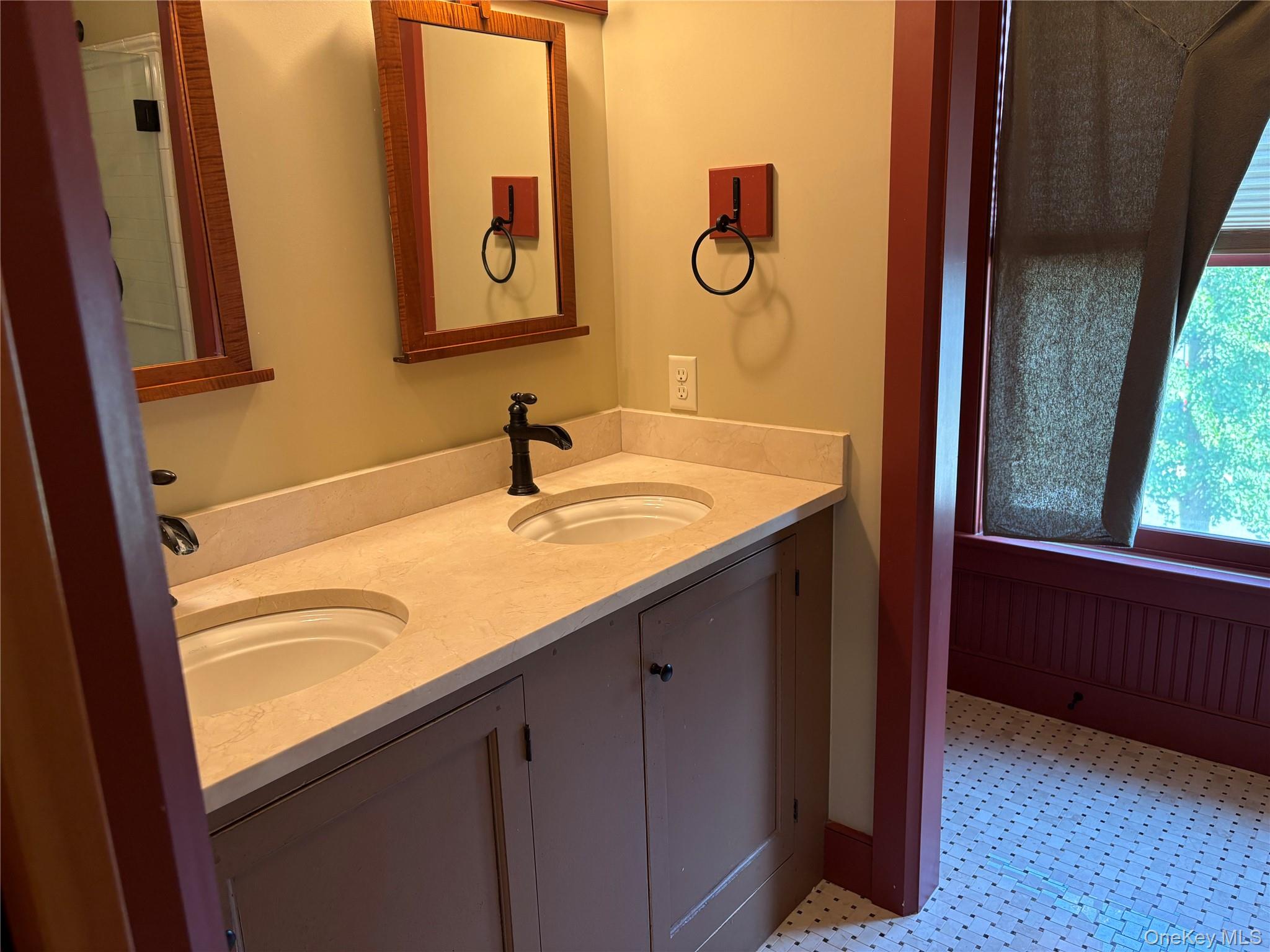 43 Rockland Avenue, Hillburn, NY 10931