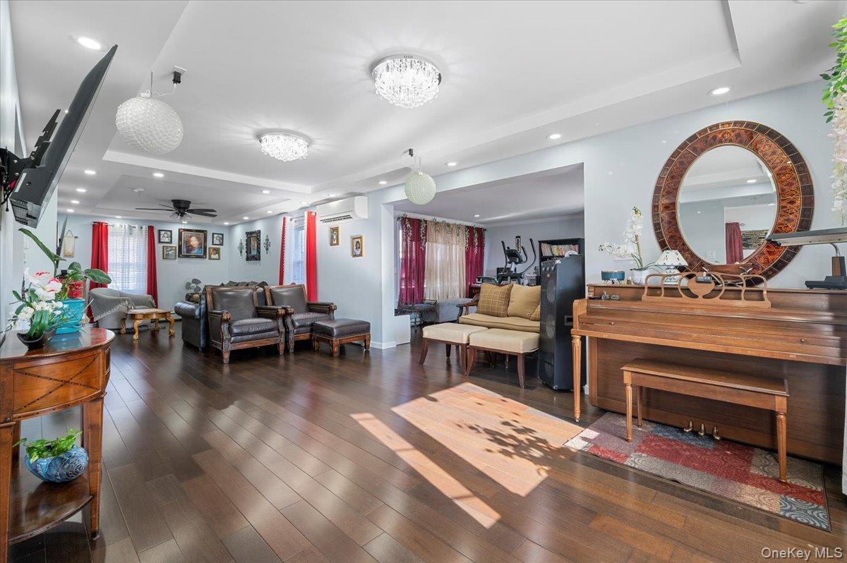 50 Haven Avenue, Valley Stream, NY 11580