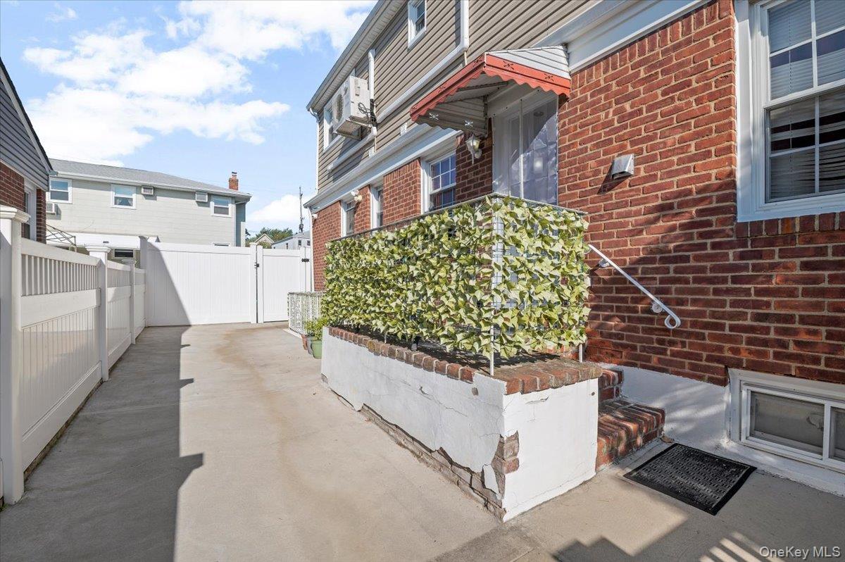 50 Haven Avenue, Valley Stream, NY 11580