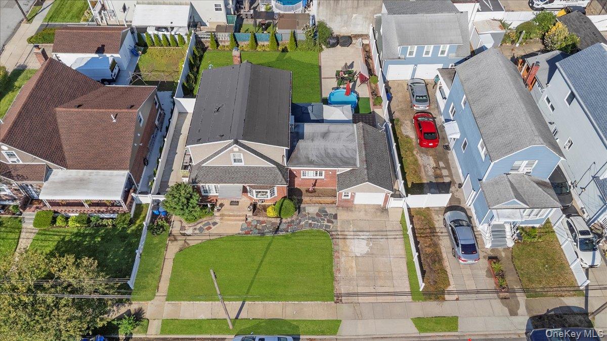 50 Haven Avenue, Valley Stream, NY 11580