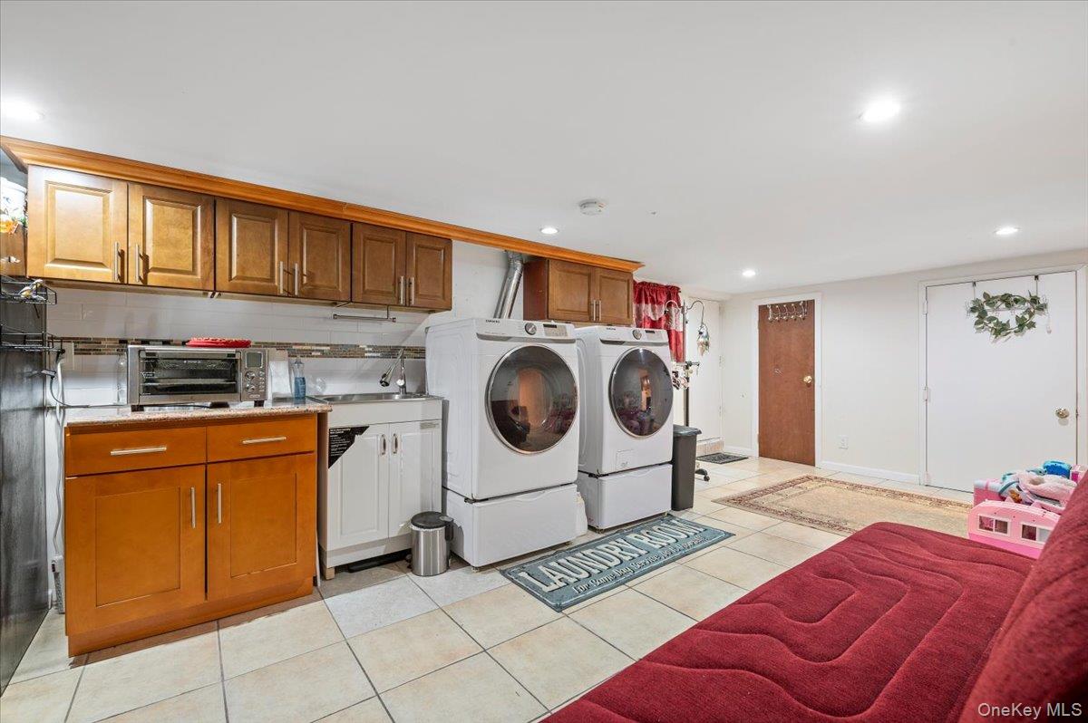 50 Haven Avenue, Valley Stream, NY 11580