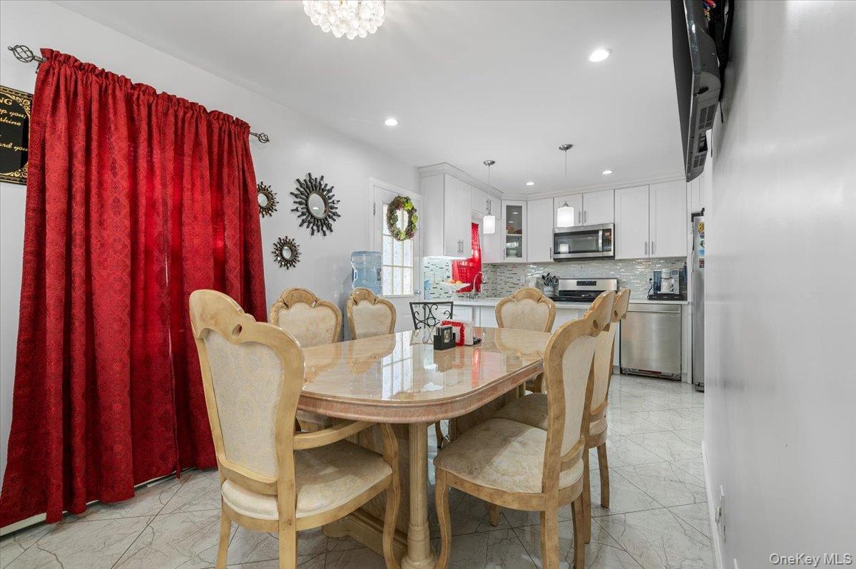 50 Haven Avenue, Valley Stream, NY 11580