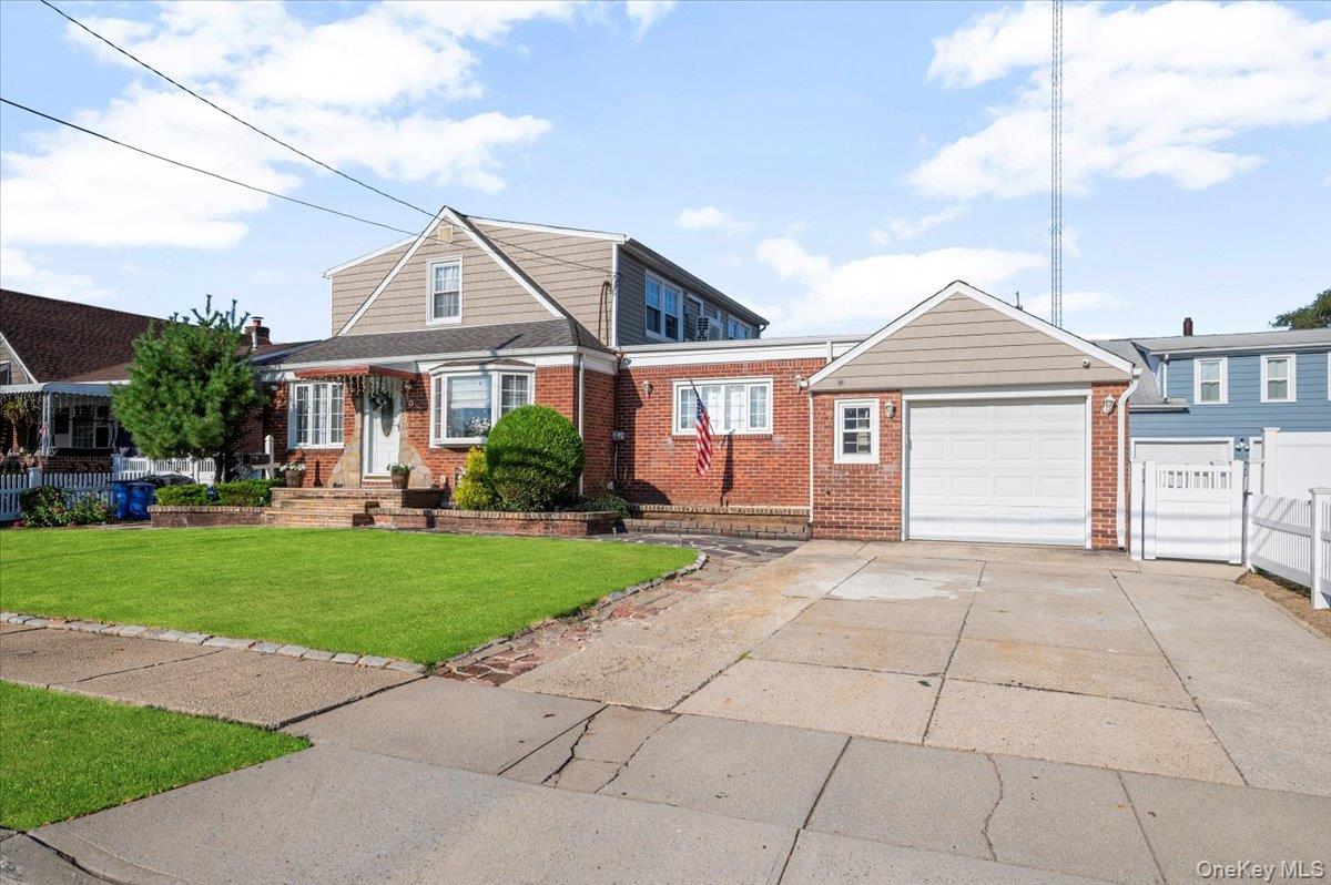 50 Haven Avenue, Valley Stream, NY 11580