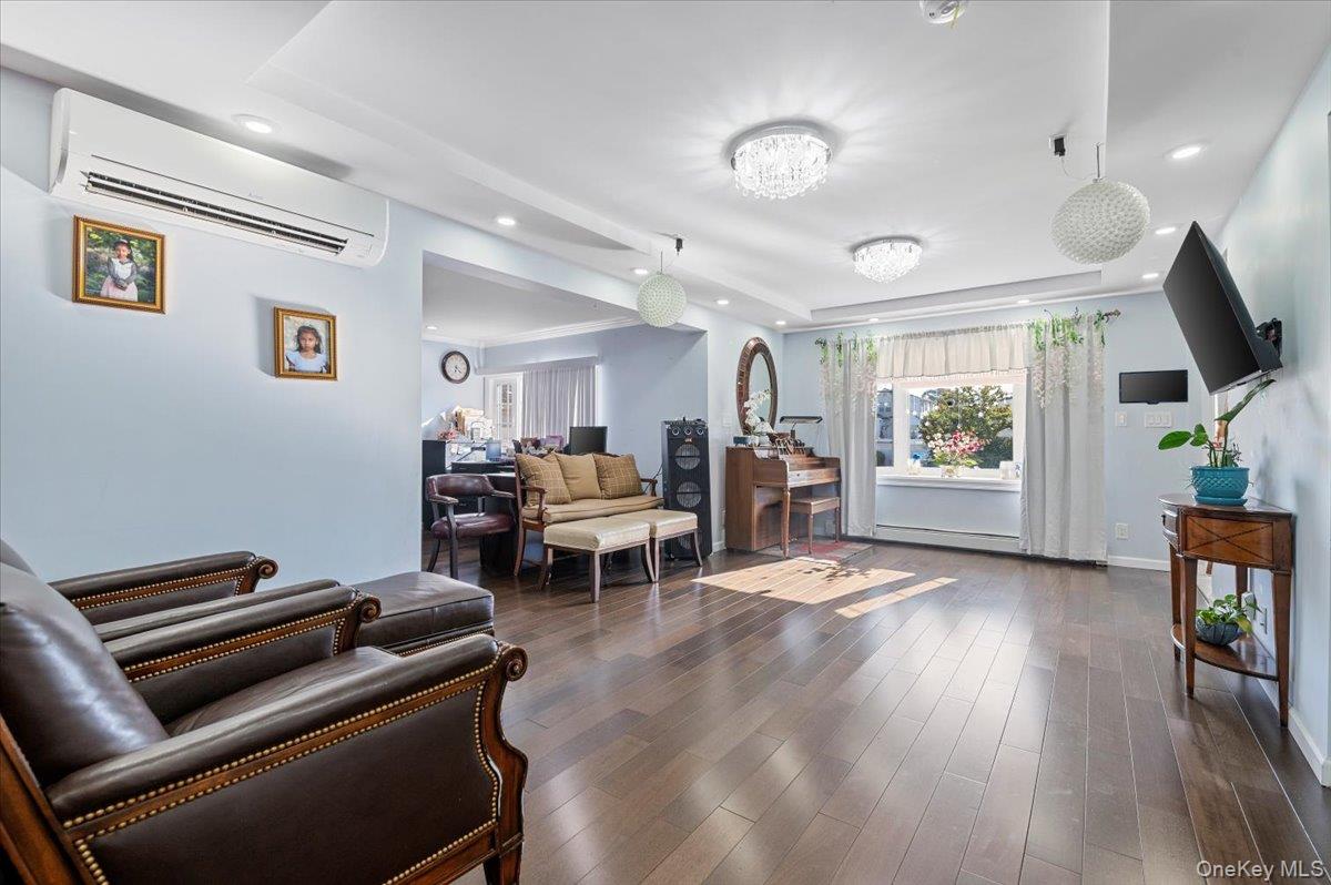 50 Haven Avenue, Valley Stream, NY 11580