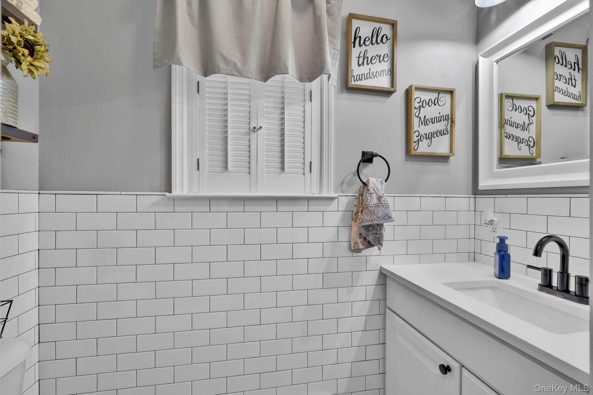 8 Roosa Road, Wallkill, NY 12589