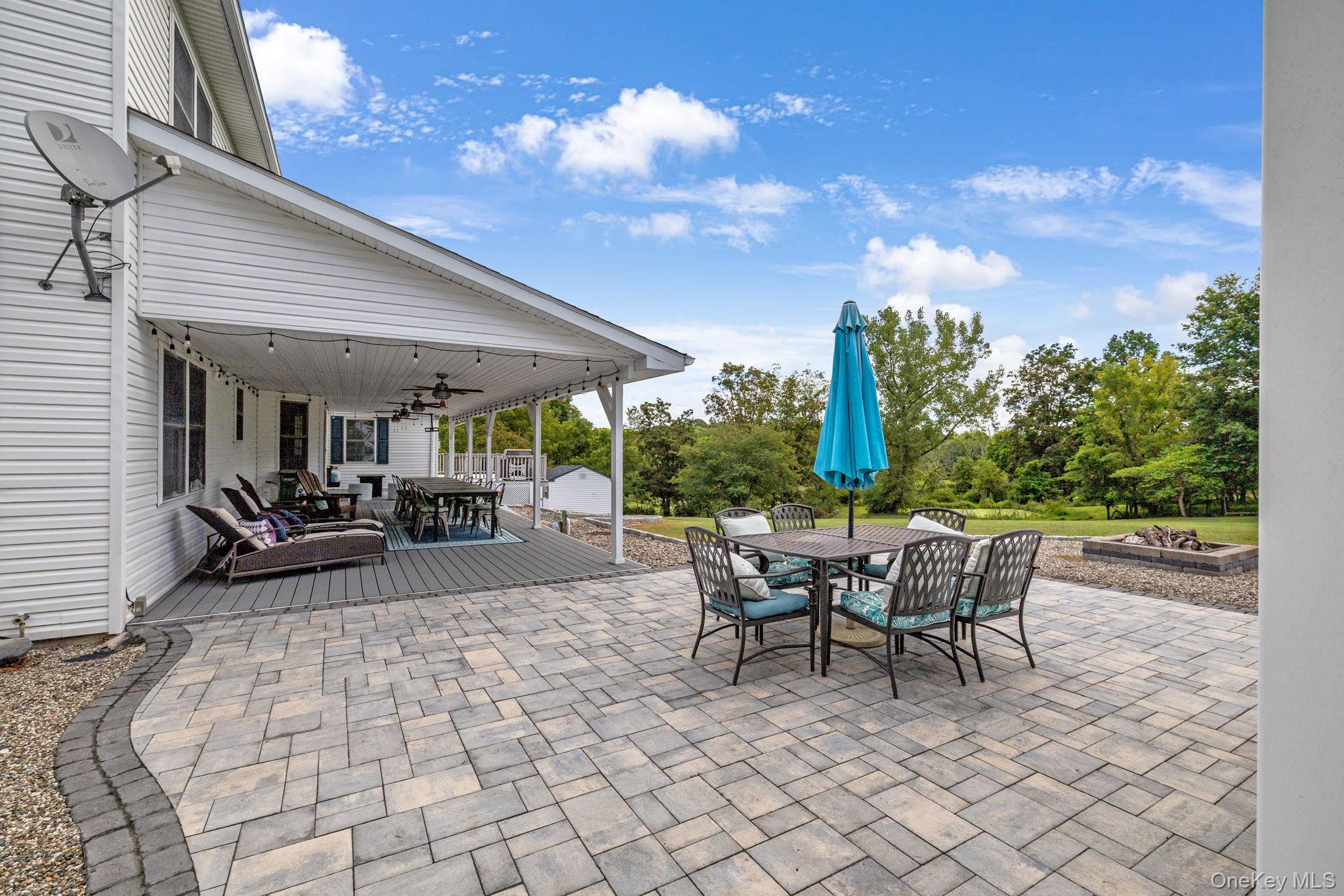 8 Roosa Road, Wallkill, NY 12589