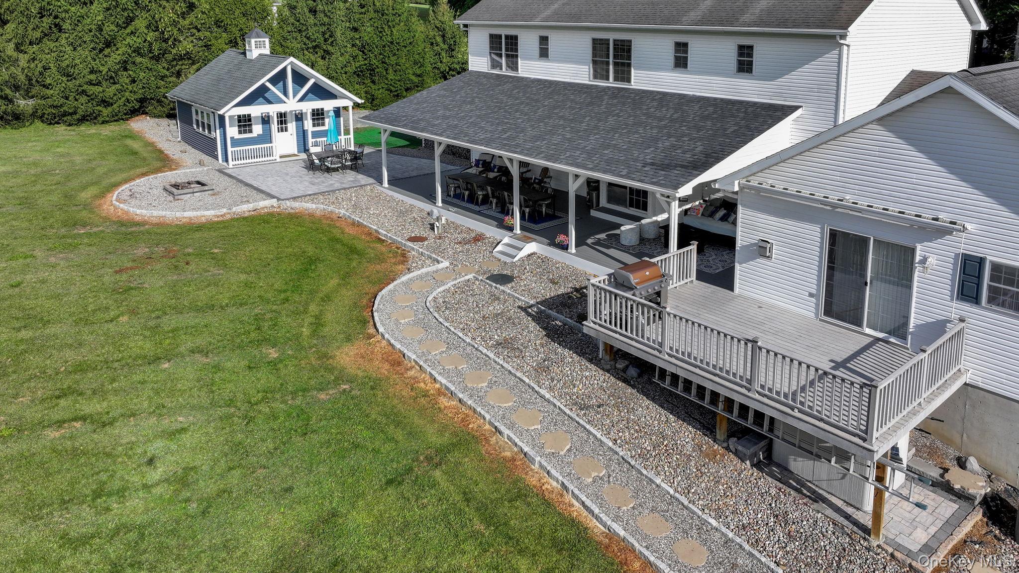 8 Roosa Road, Wallkill, NY 12589