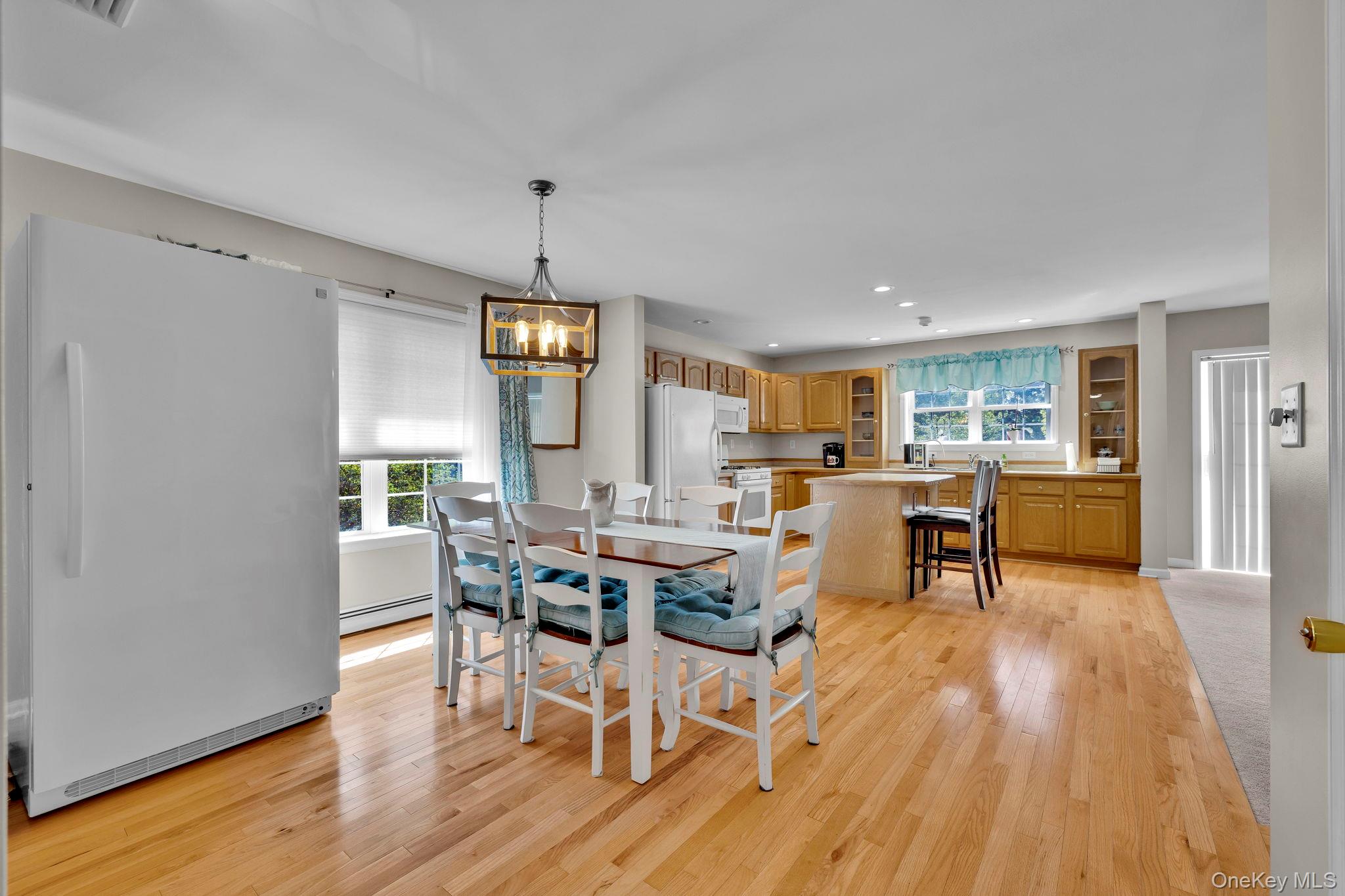 8 Roosa Road, Wallkill, NY 12589