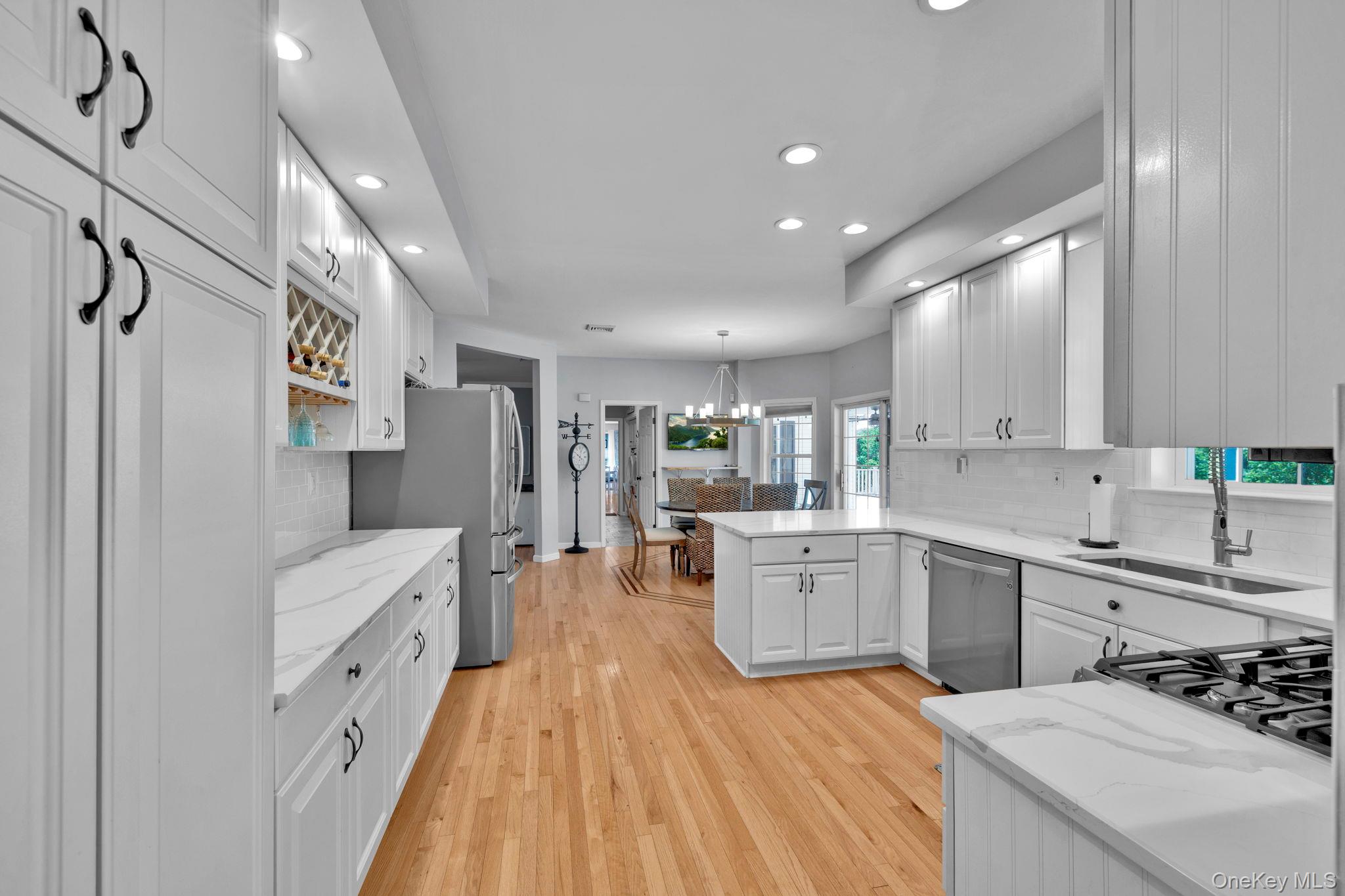 8 Roosa Road, Wallkill, NY 12589