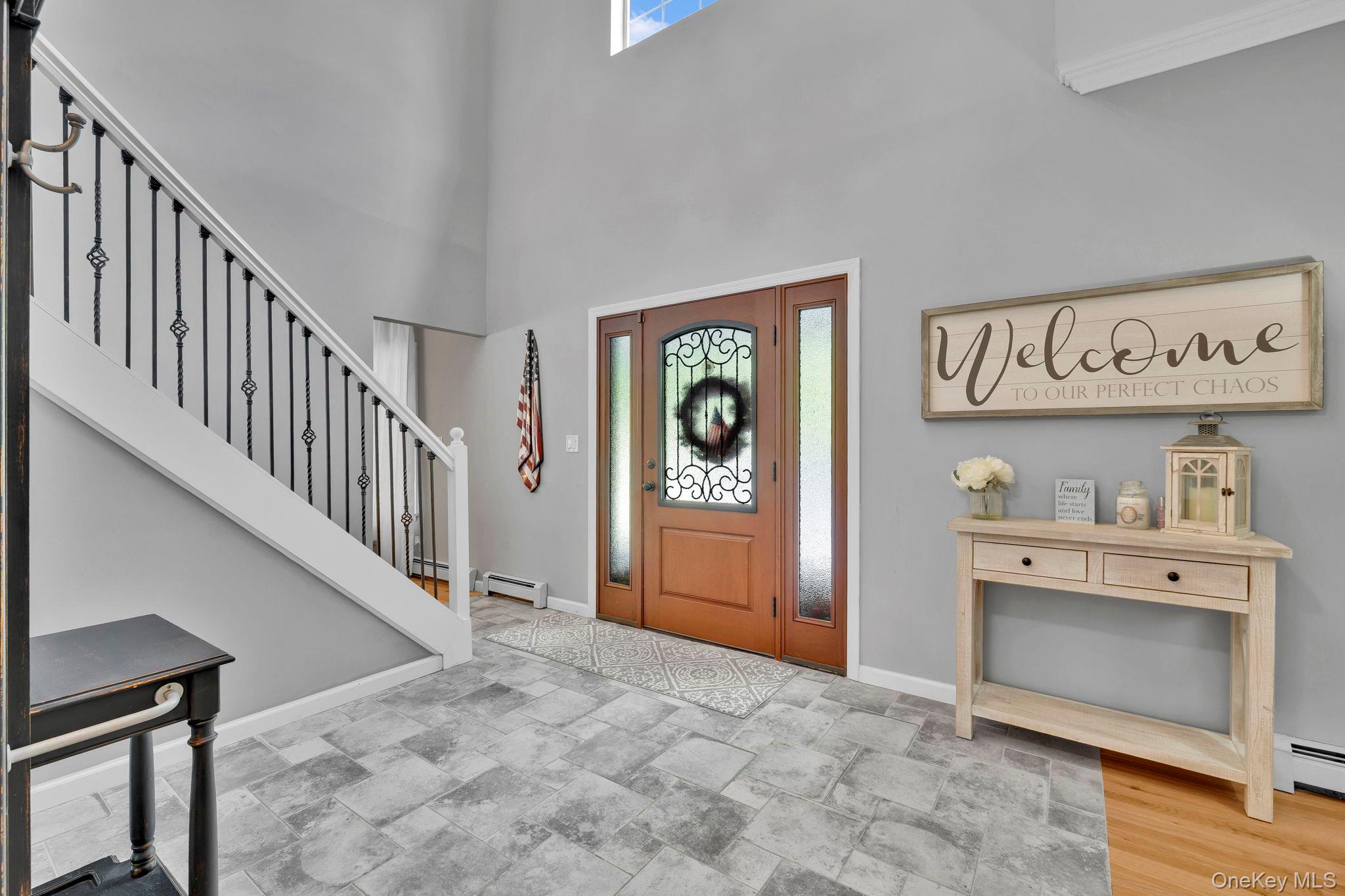 8 Roosa Road, Wallkill, NY 12589