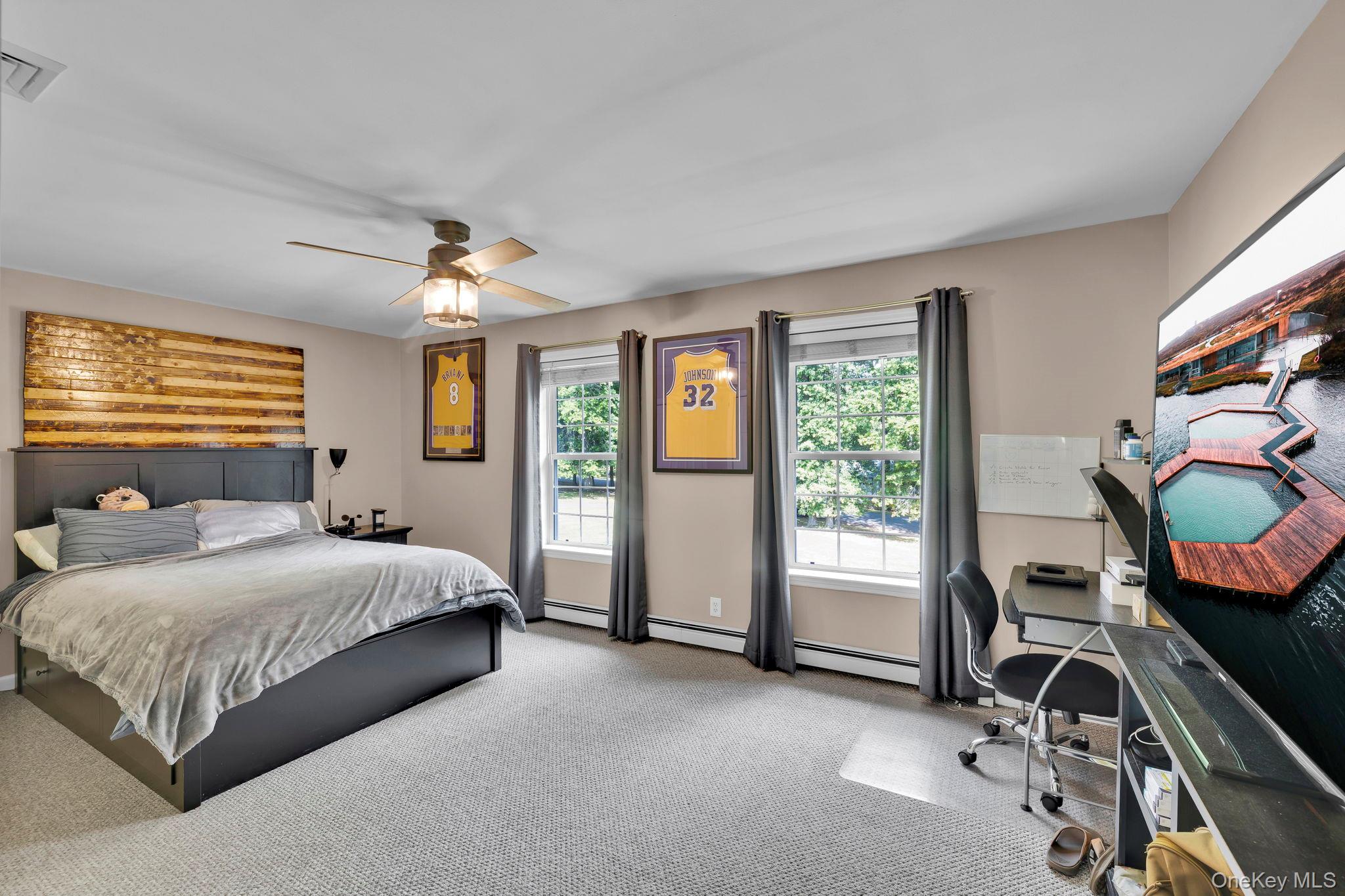 8 Roosa Road, Wallkill, NY 12589