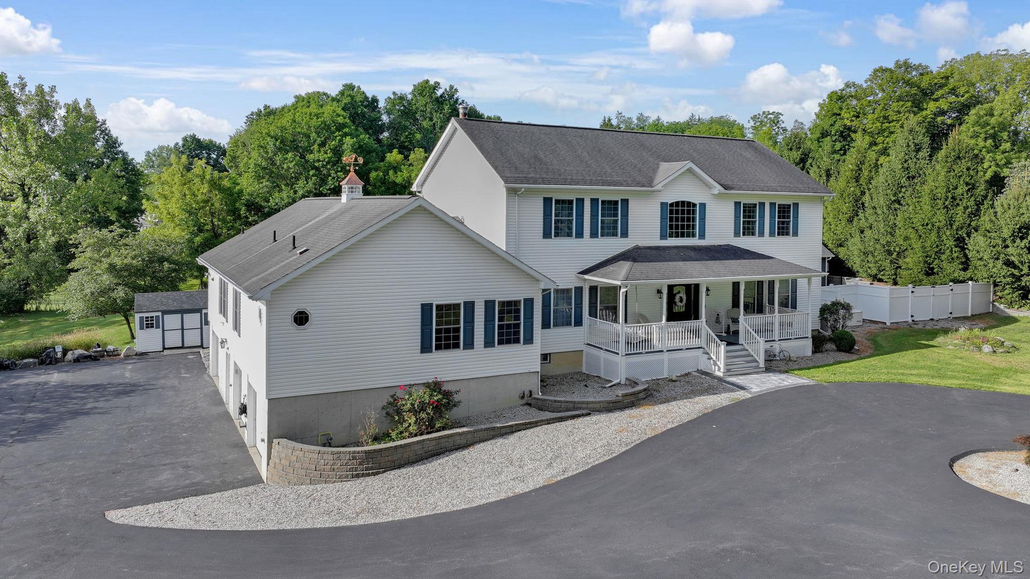 8 Roosa Road, Wallkill, NY 12589