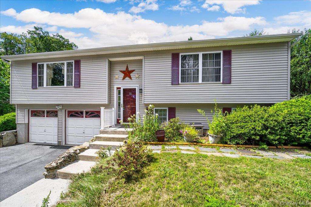 16 Overlin Road, Patterson, NY 12563