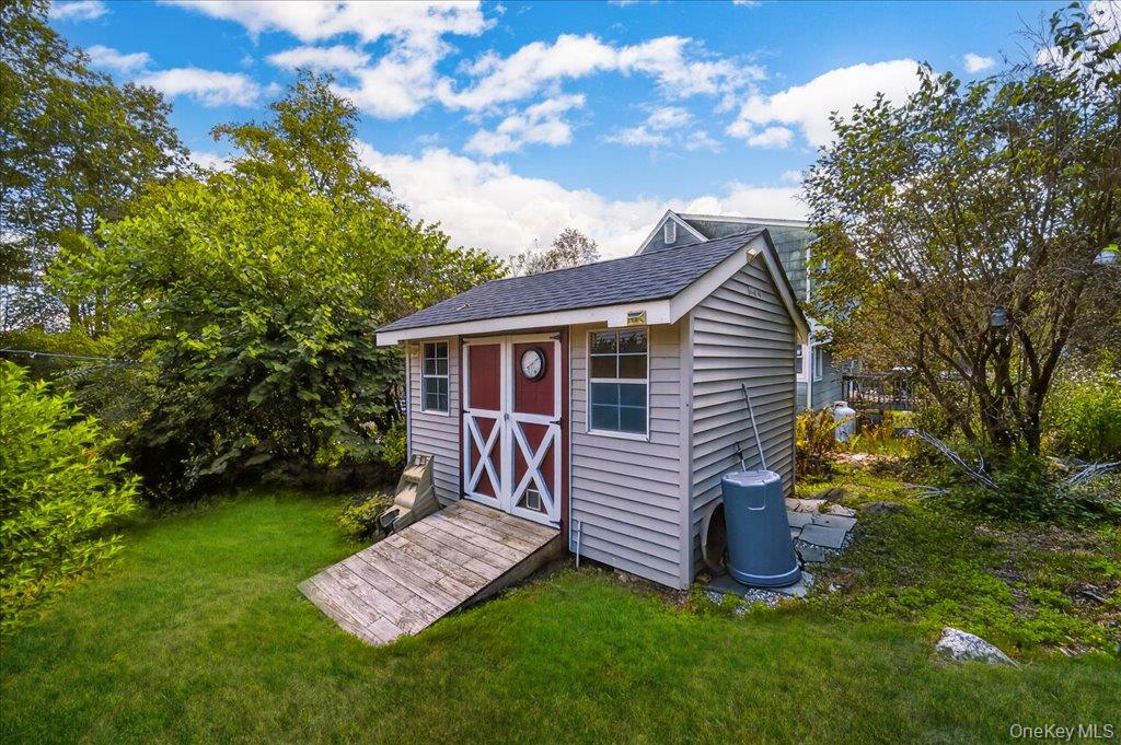 16 Overlin Road, Patterson, NY 12563