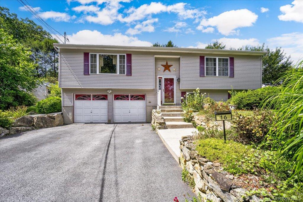 16 Overlin Road, Patterson, NY 12563