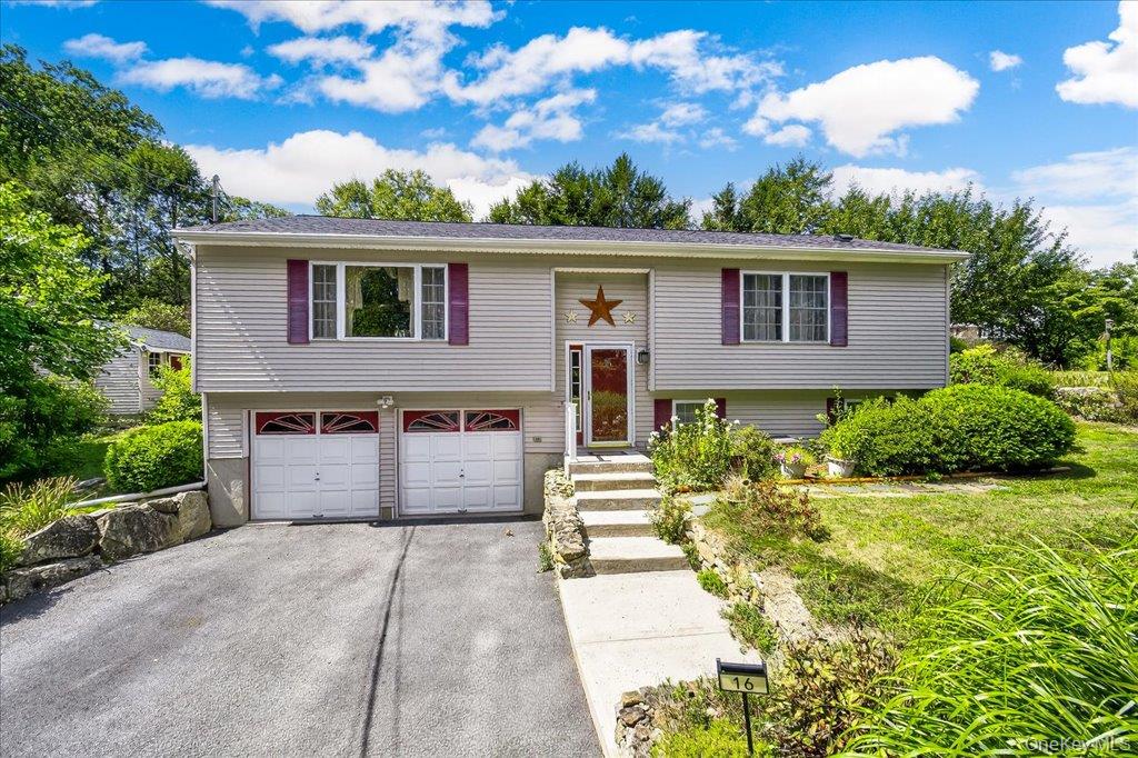 16 Overlin Road, Patterson, NY 12563