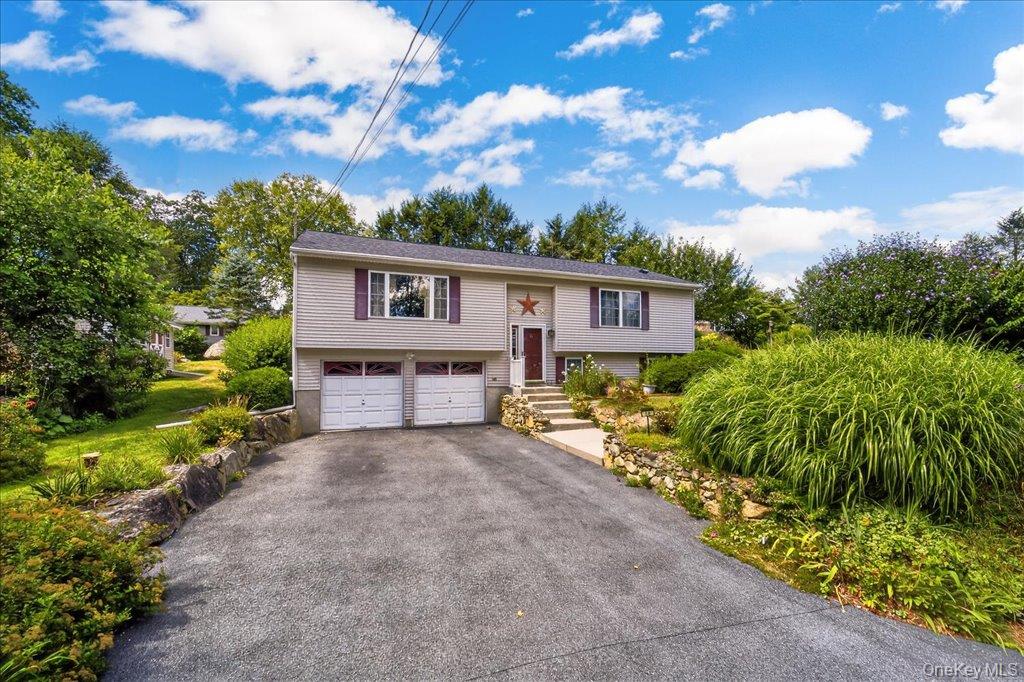 16 Overlin Road, Patterson, NY 12563