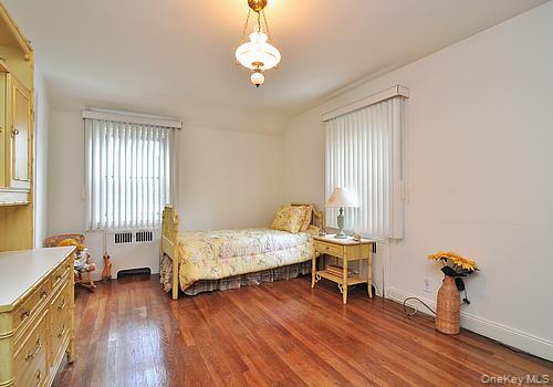 171 E Rockaway Road, Hewlett Harbor, NY 11557