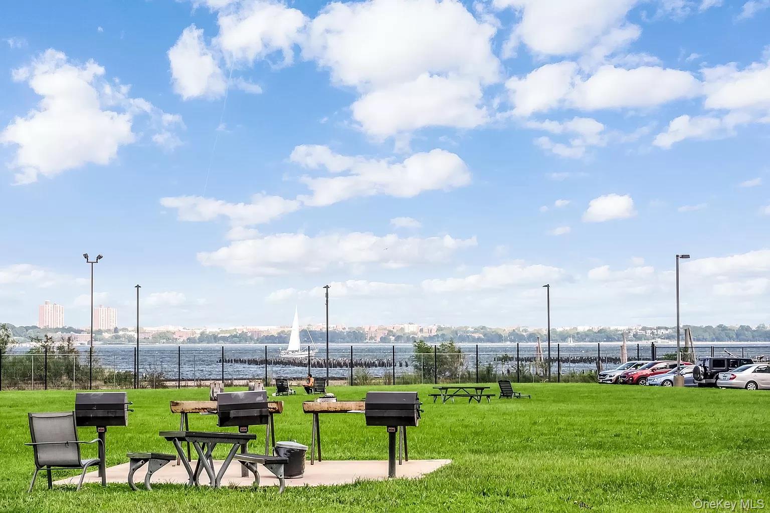 90 Bay Street Landing # 4J, Staten Island, NY 10301