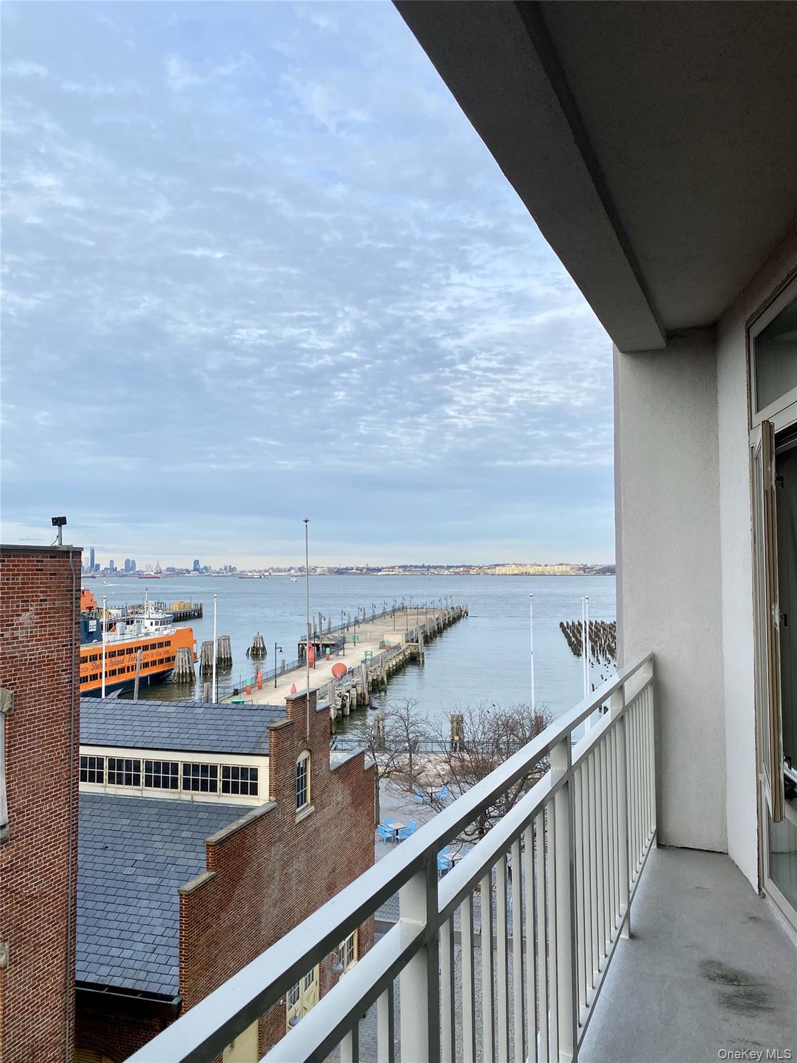 90 Bay Street Landing # 4J, Staten Island, NY 10301