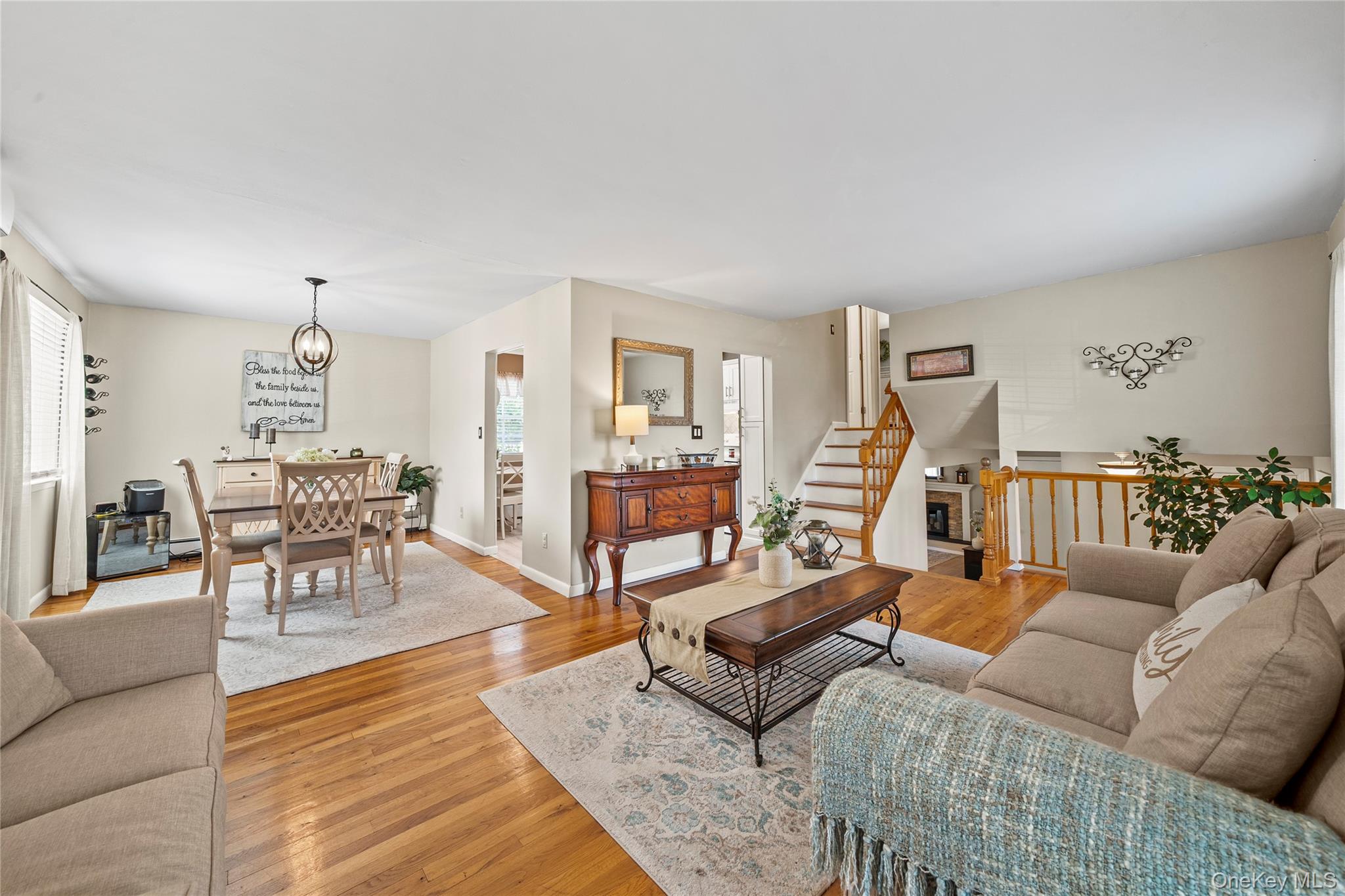 146 Blue Point Road W, Holtsville, NY 11742