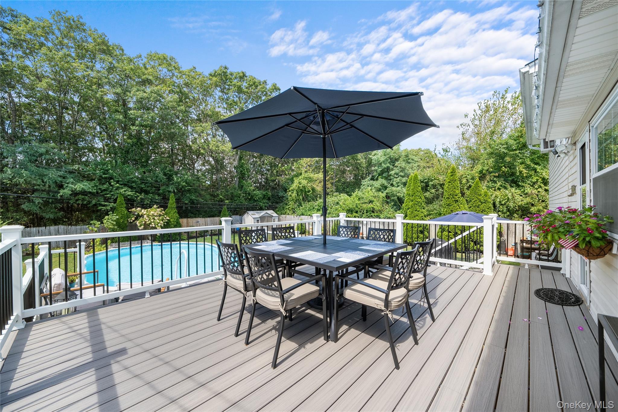 146 Blue Point Road W, Holtsville, NY 11742