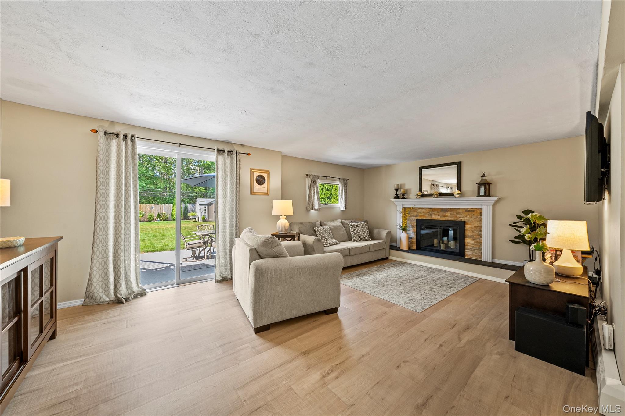 146 Blue Point Road W, Holtsville, NY 11742