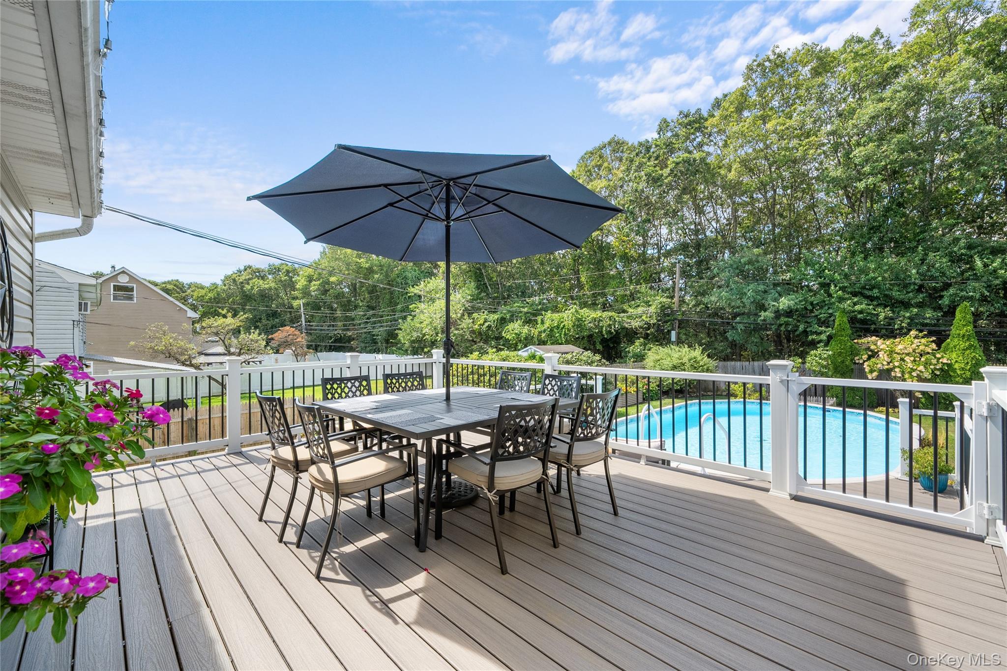 146 Blue Point Road W, Holtsville, NY 11742