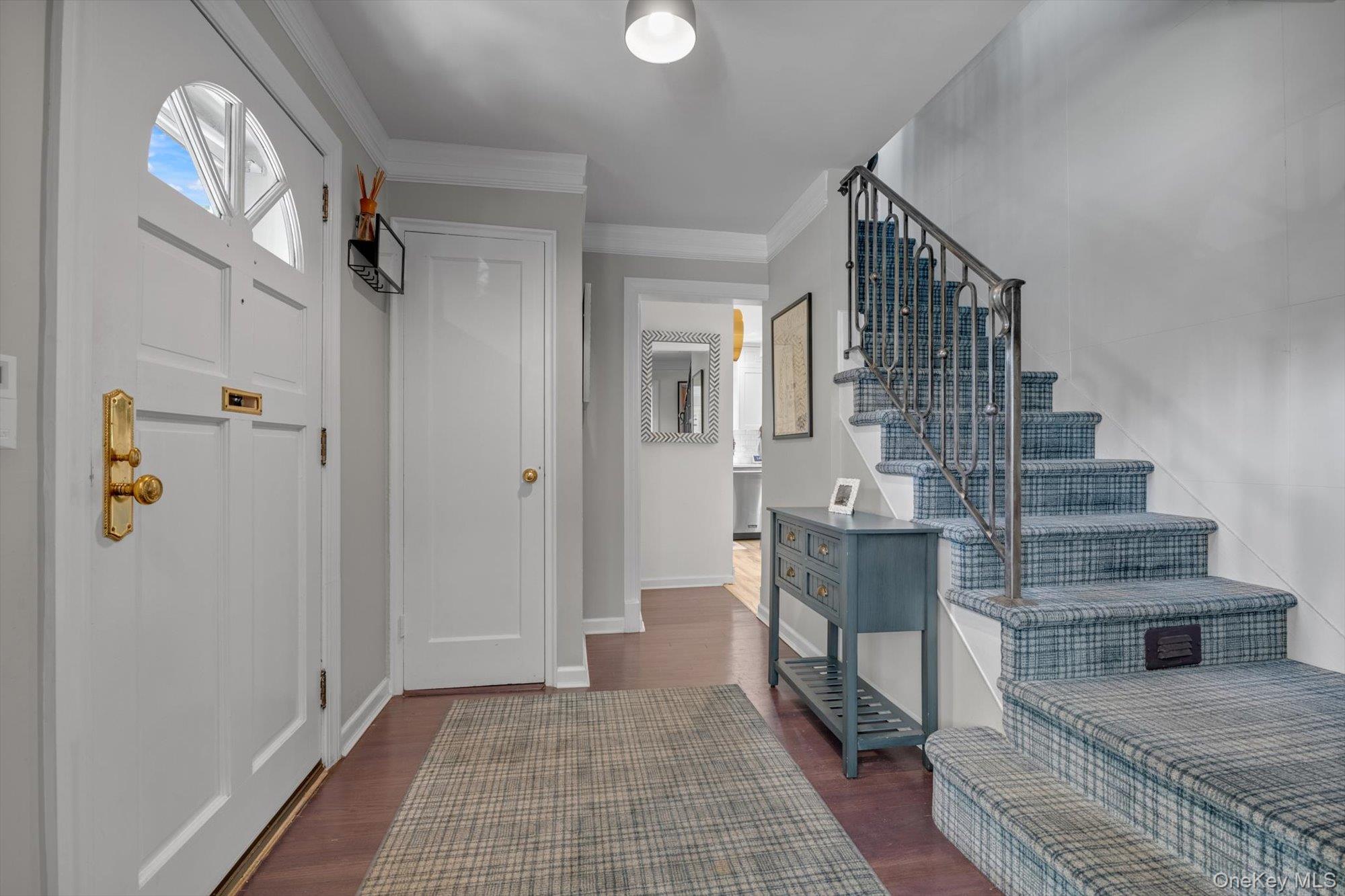 19 Concord Road, Port Washington, NY 11050