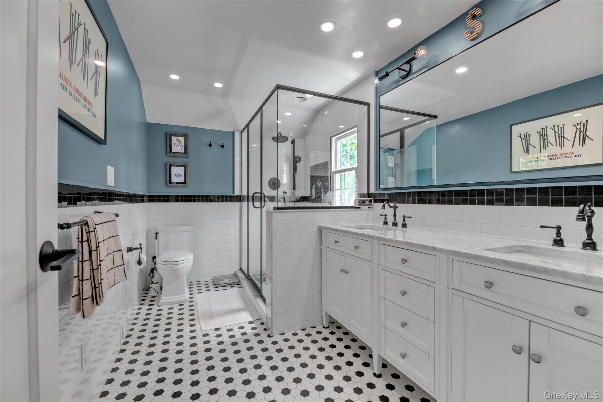 19 Concord Road, Port Washington, NY 11050