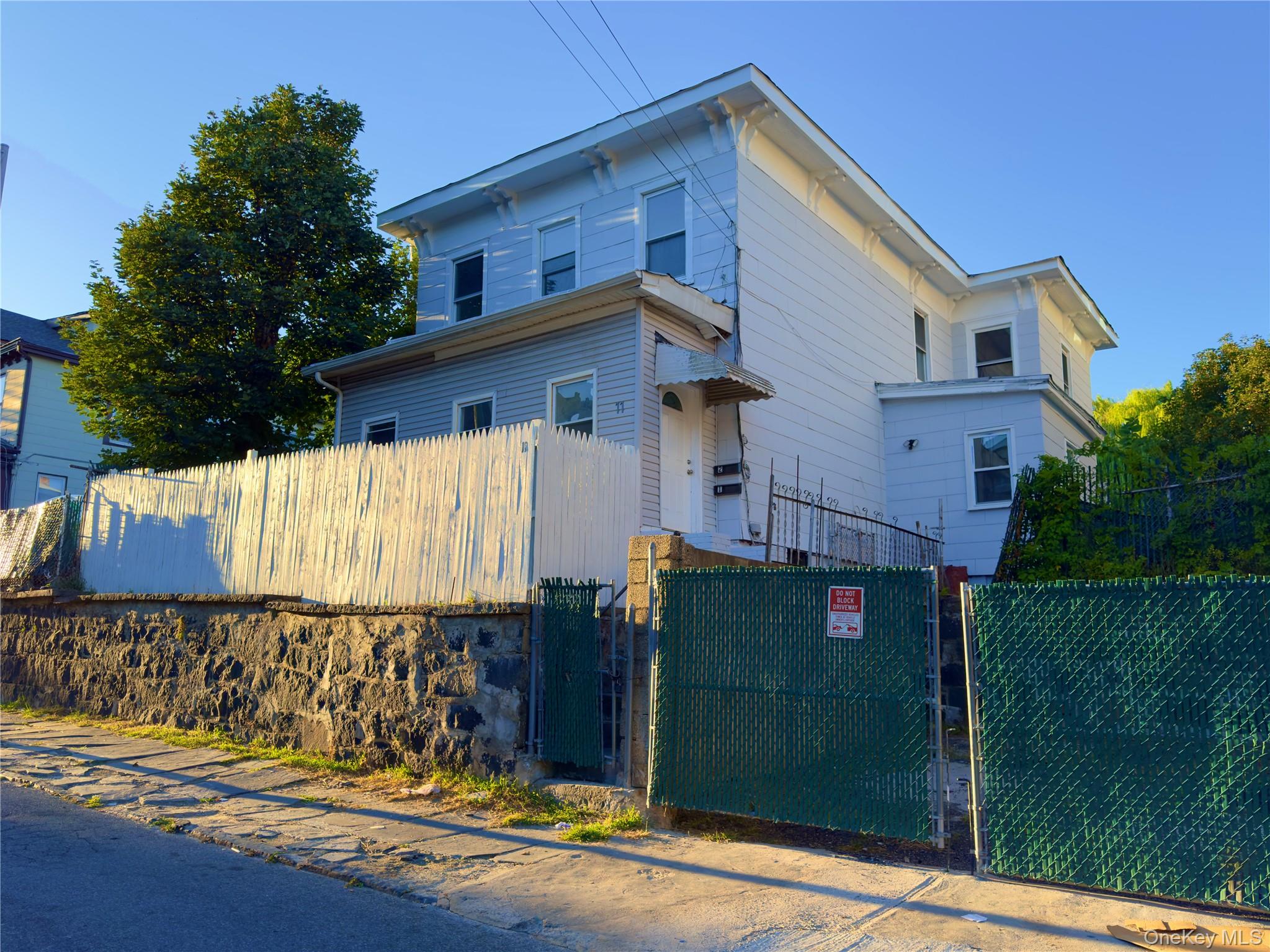 11 Lafayette Place, Yonkers, NY 10701