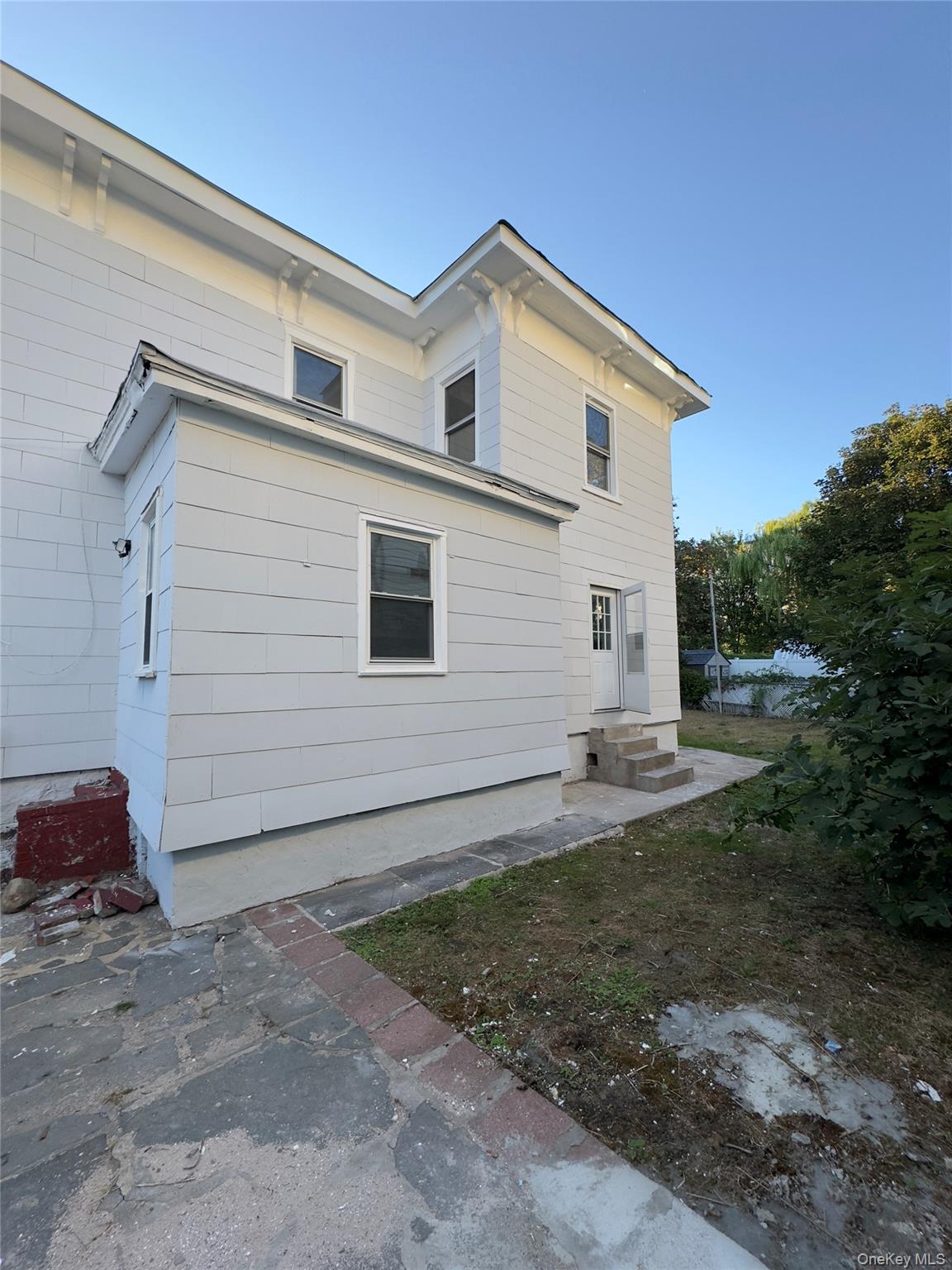 11 Lafayette Place, Yonkers, NY 10701