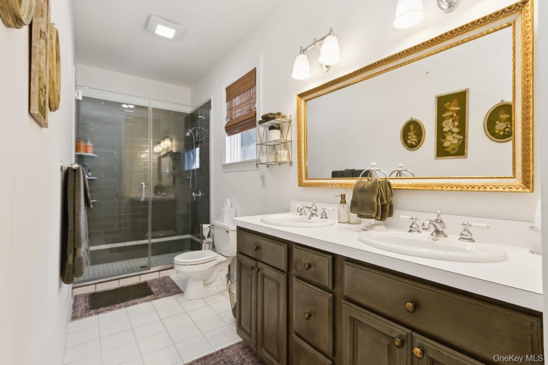 17 High Goal Lane, Beacon, NY 12508