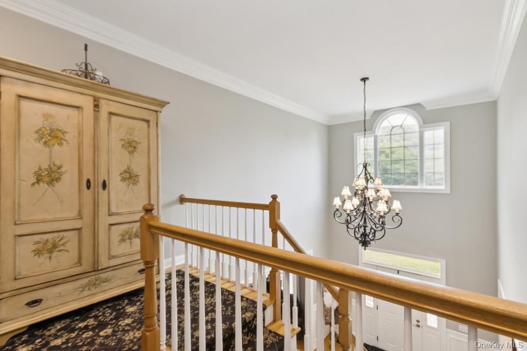 17 High Goal Lane, Beacon, NY 12508