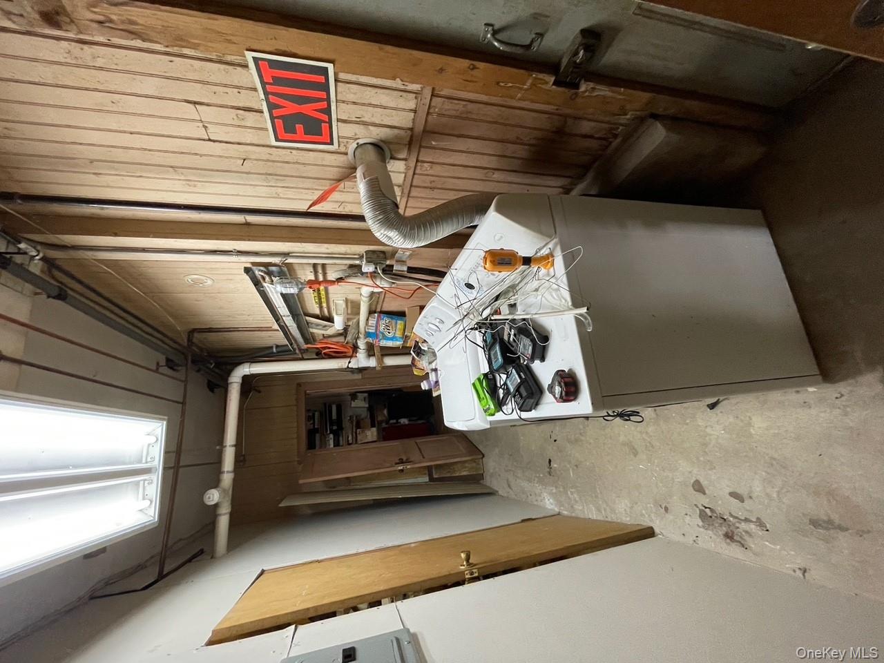 39 Northport Road, Sound Beach, NY 11789