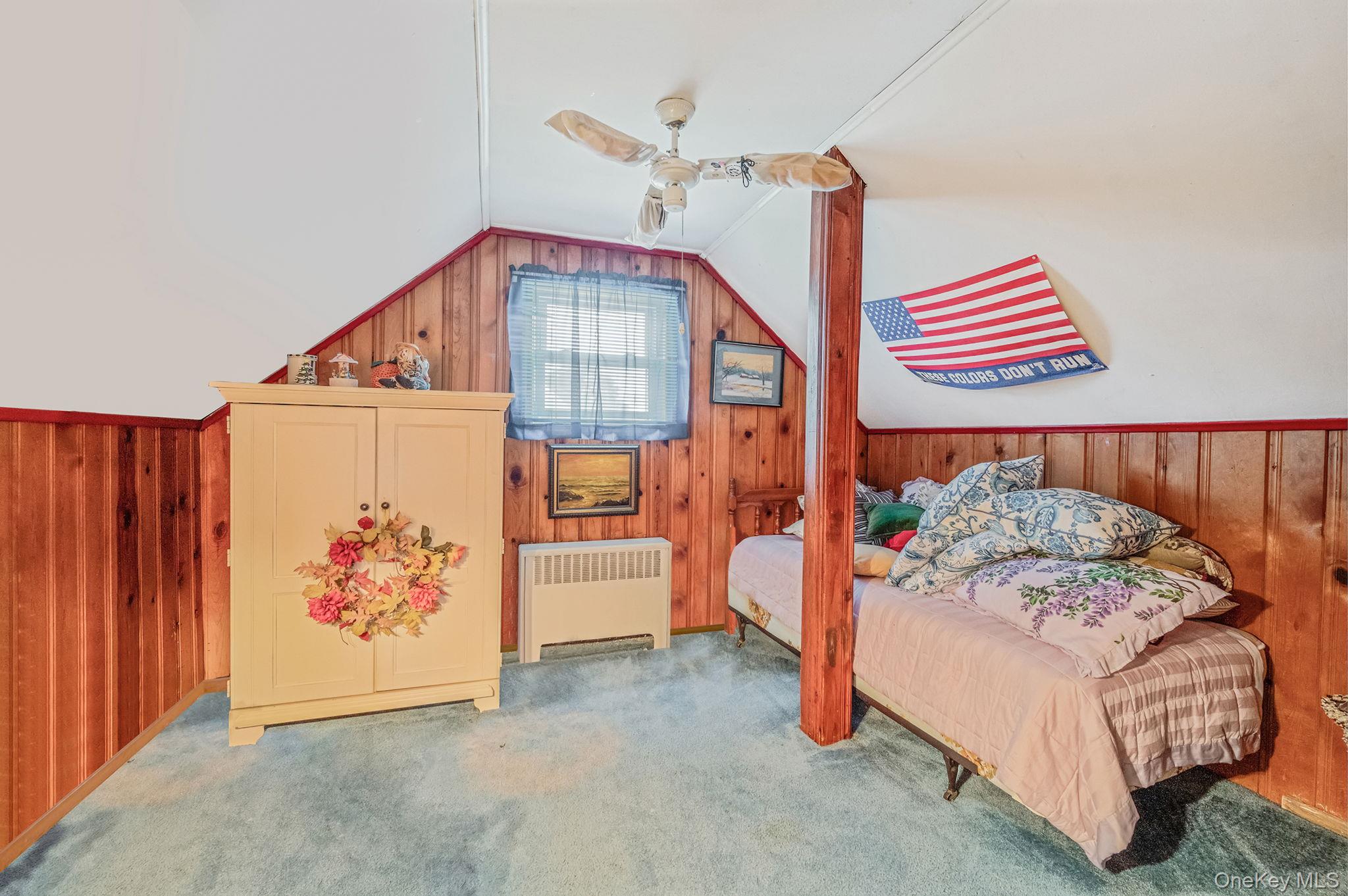 436 N Ontario Avenue, Lindenhurst, NY 11757