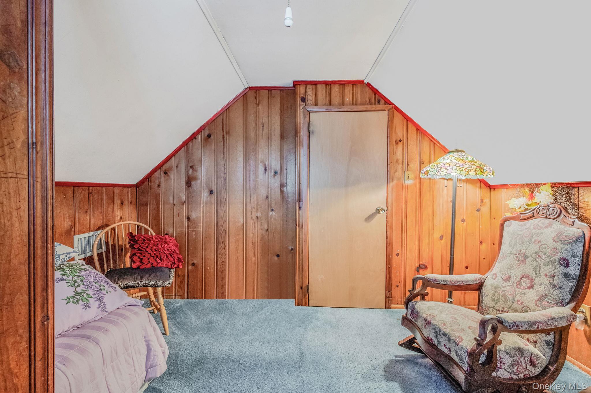 436 N Ontario Avenue, Lindenhurst, NY 11757