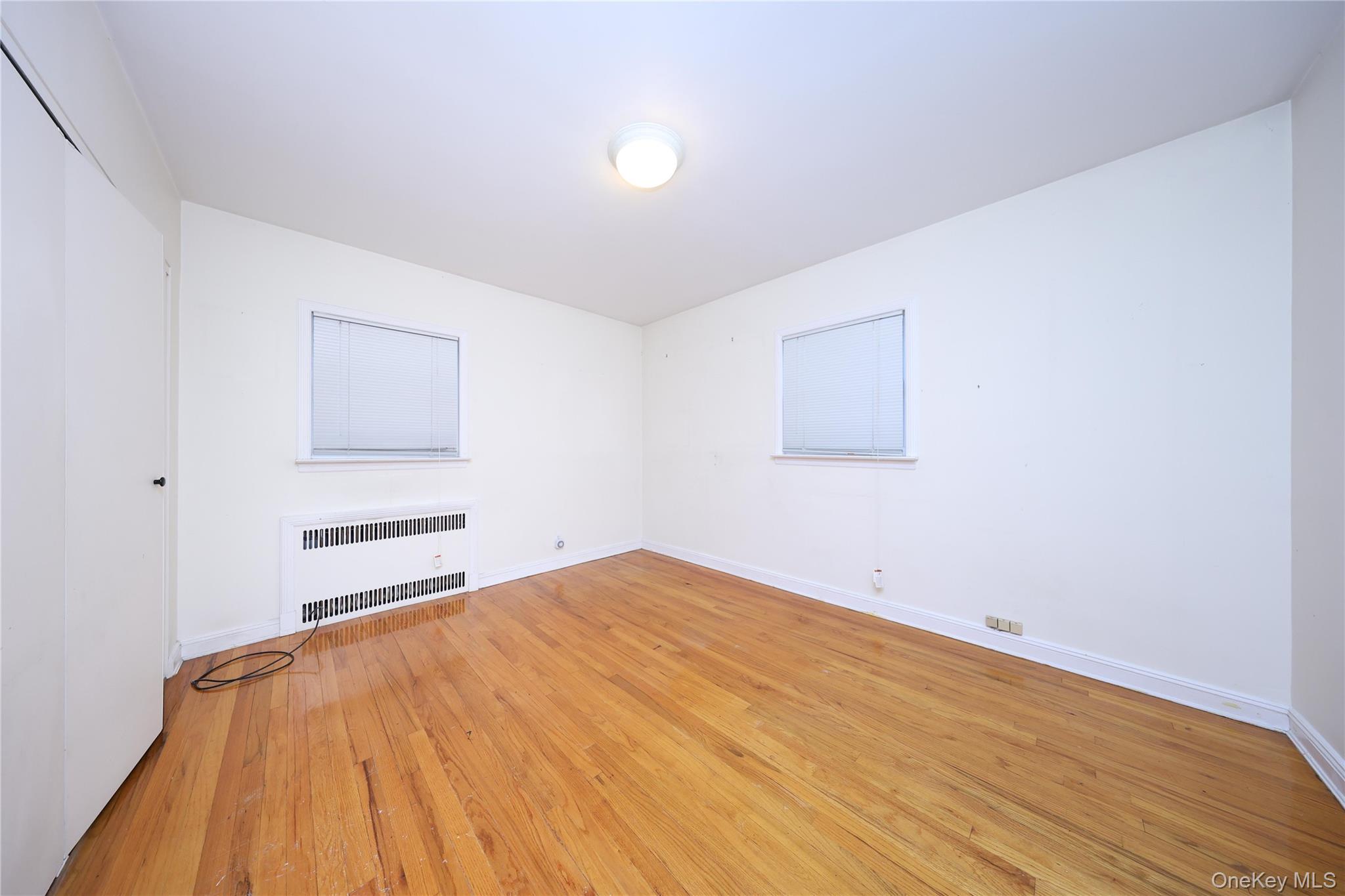 75-59 195th Street, Fresh Meadows, NY 11366