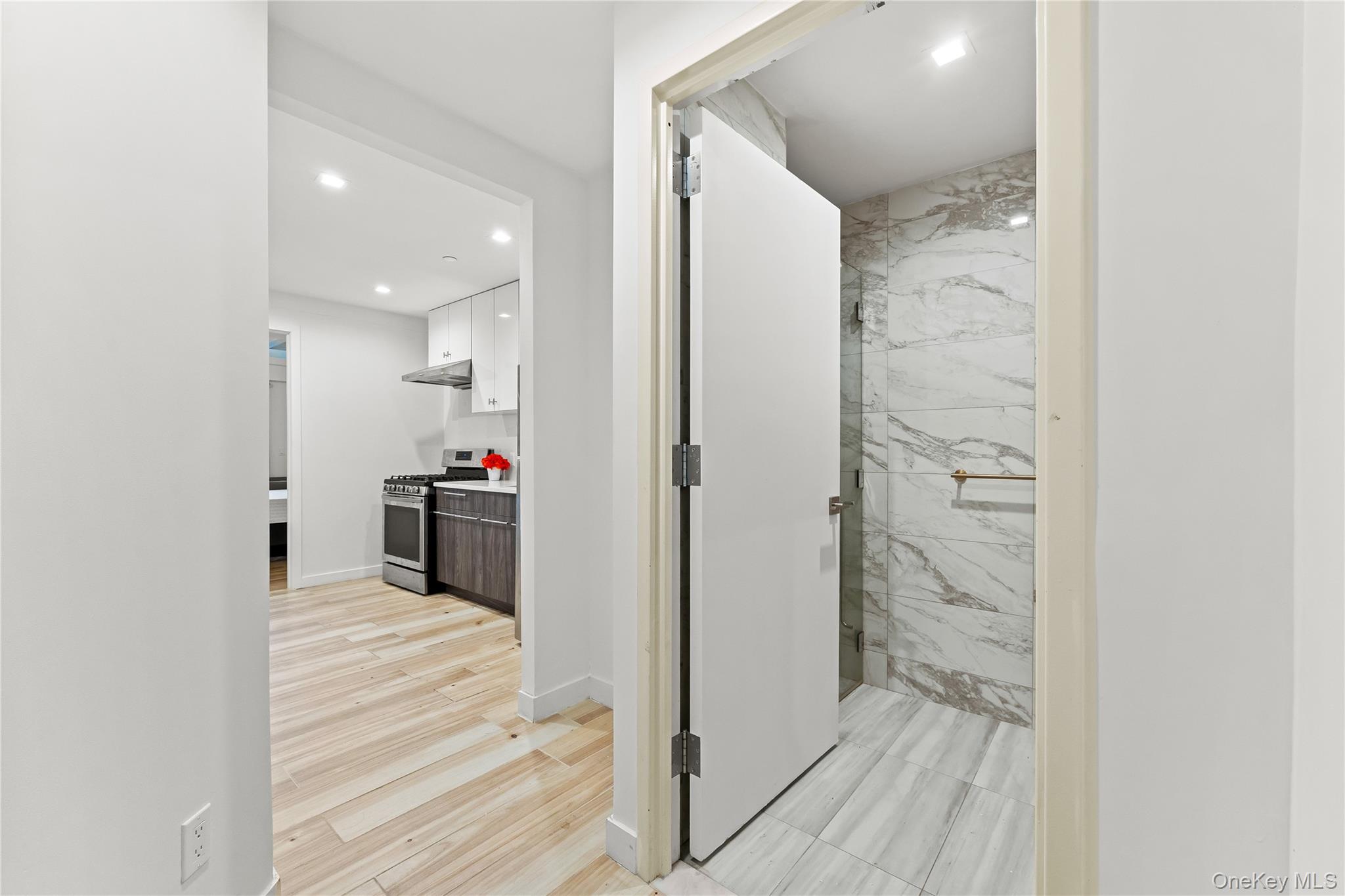 140-20 Cherry Ave # 3B, Flushing, NY 11355