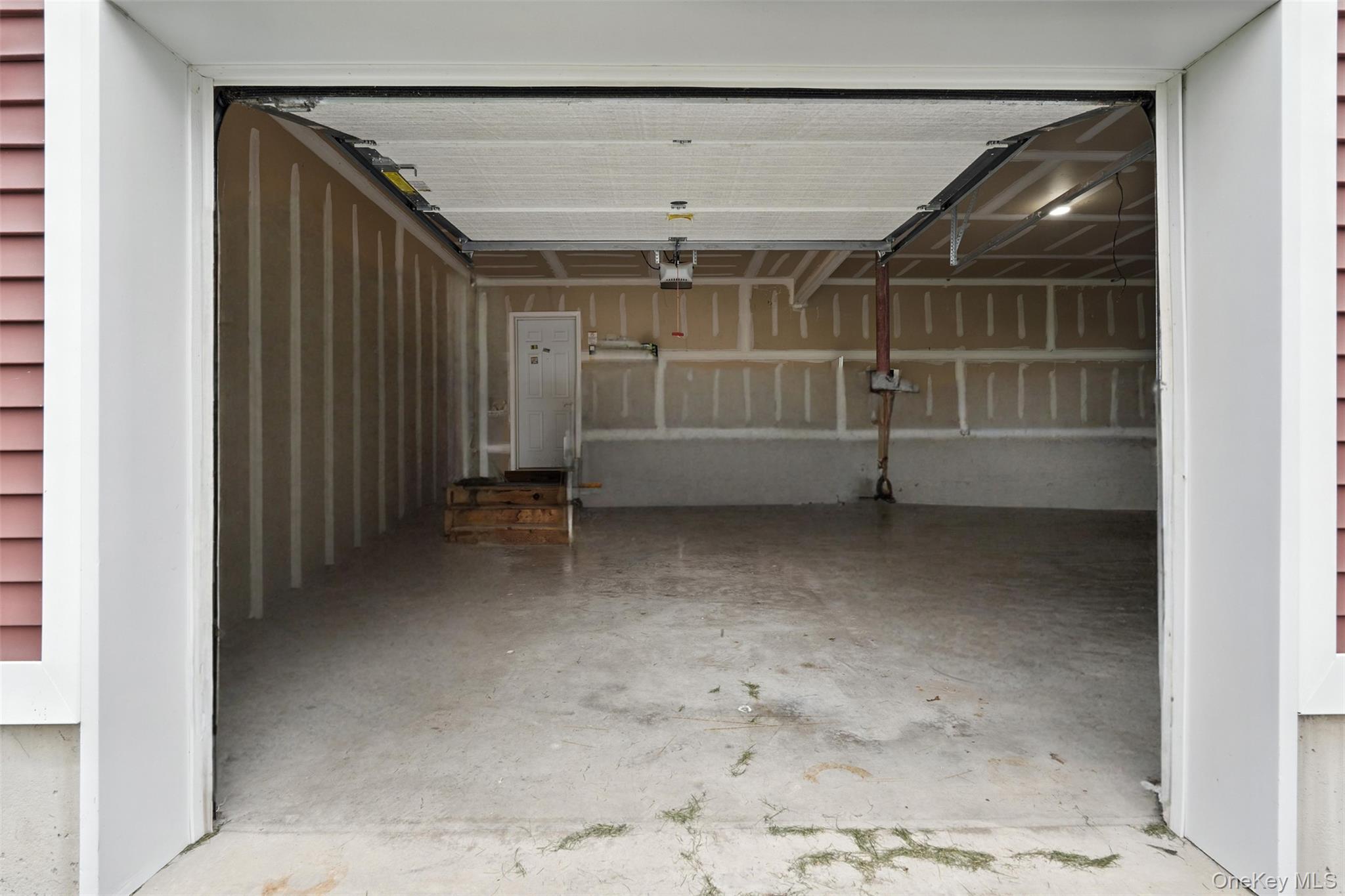 12 Brewster Court, Washingtonville, NY 10992