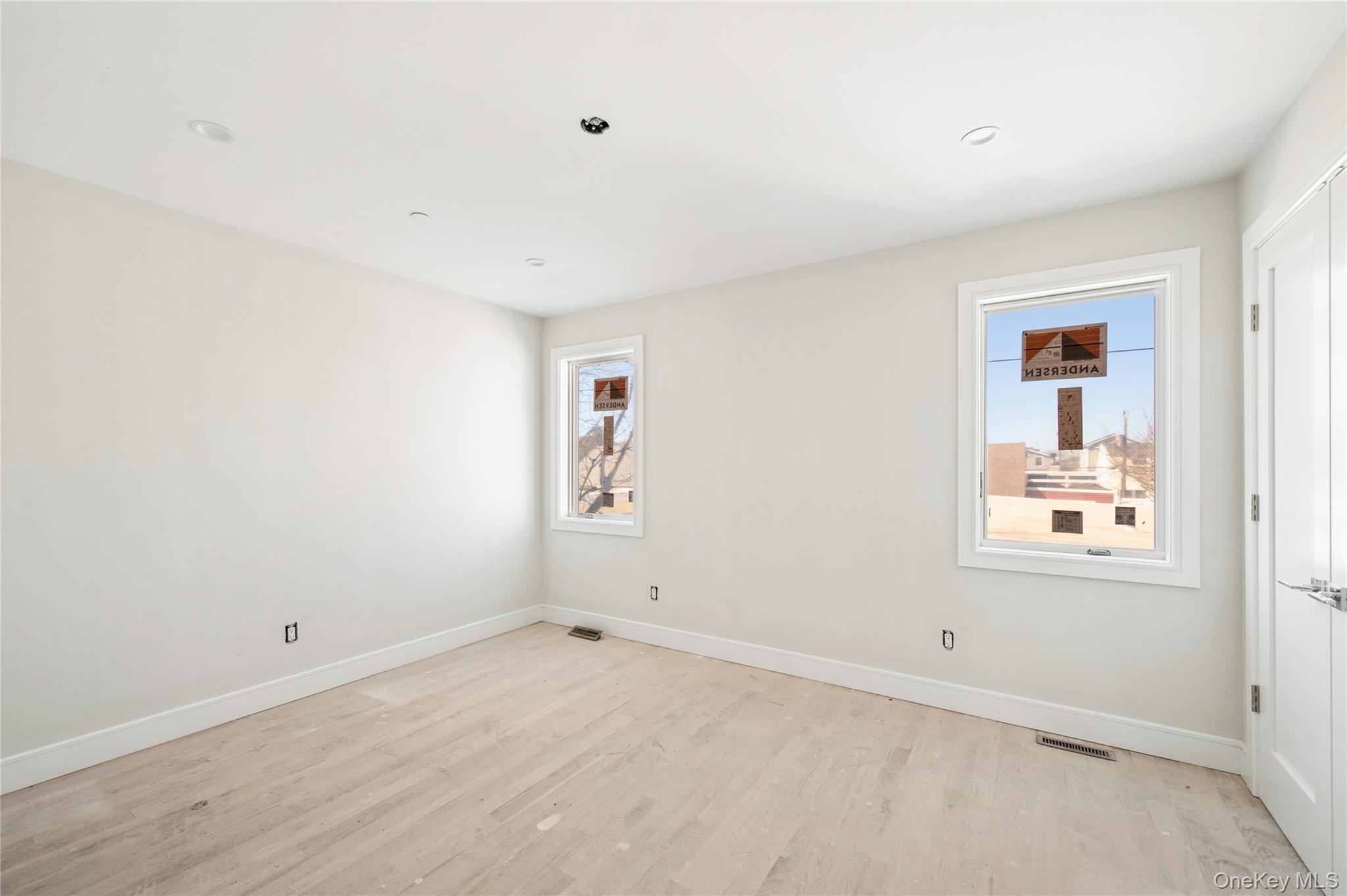 27 Kerrigan Street, Long Beach, NY 11561