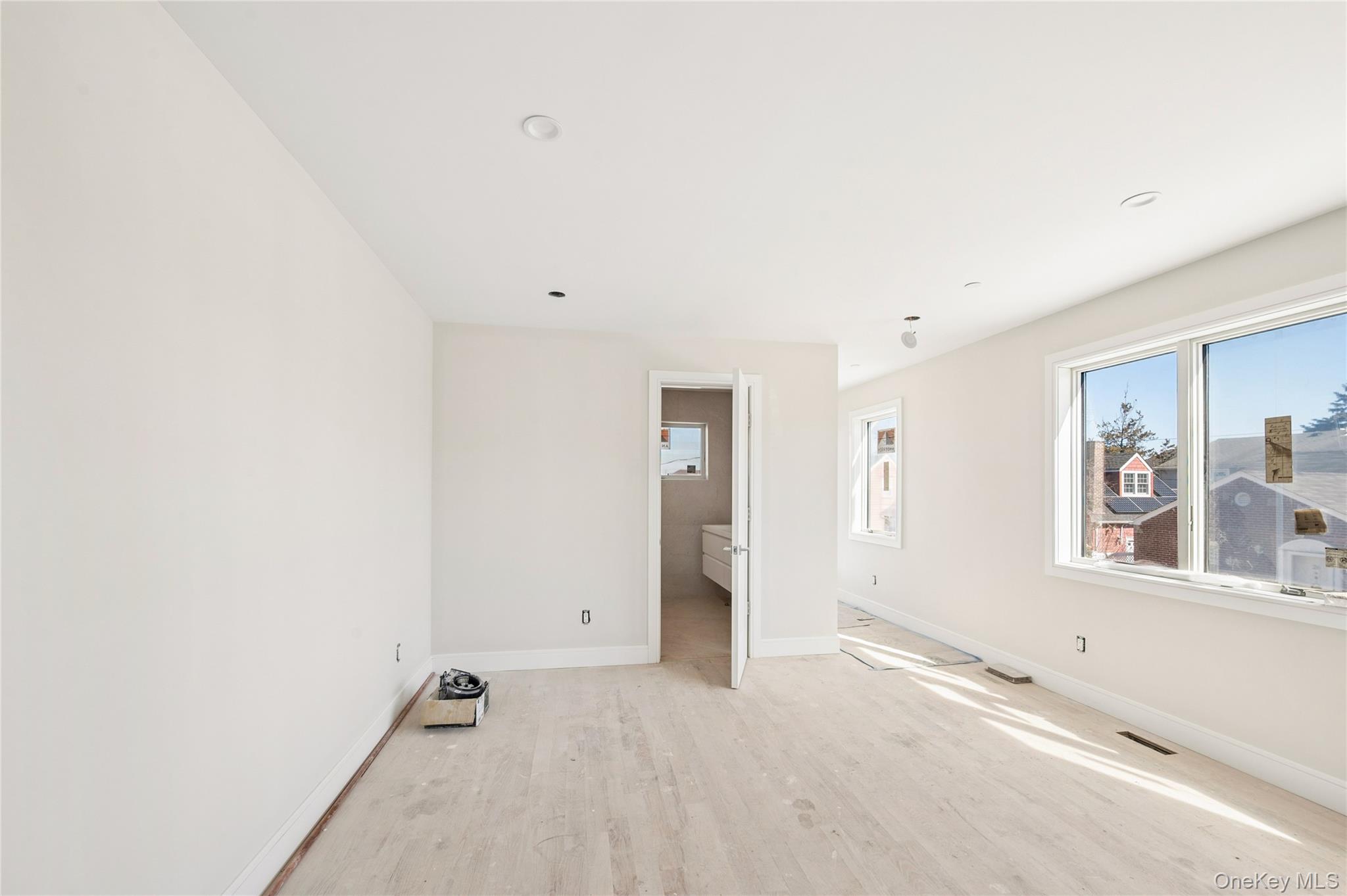 27 Kerrigan Street, Long Beach, NY 11561