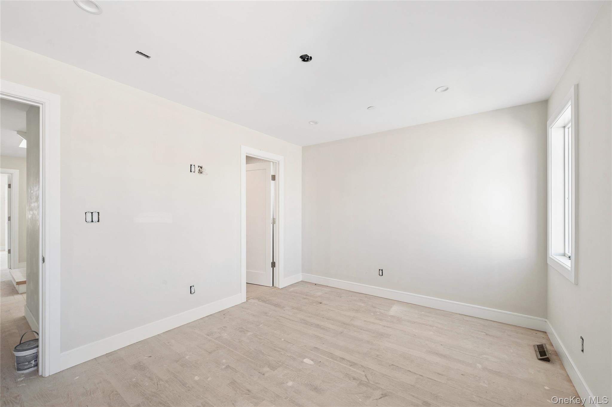 27 Kerrigan Street, Long Beach, NY 11561