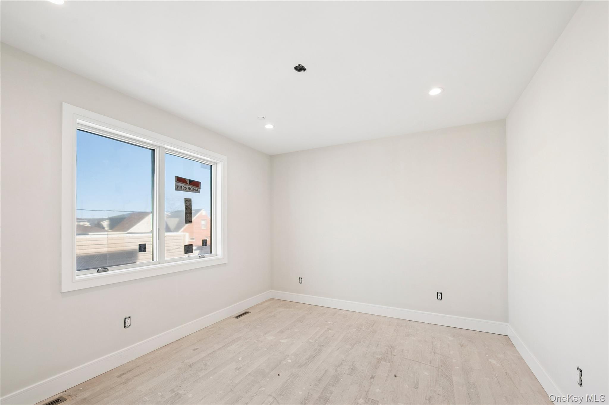 27 Kerrigan Street, Long Beach, NY 11561