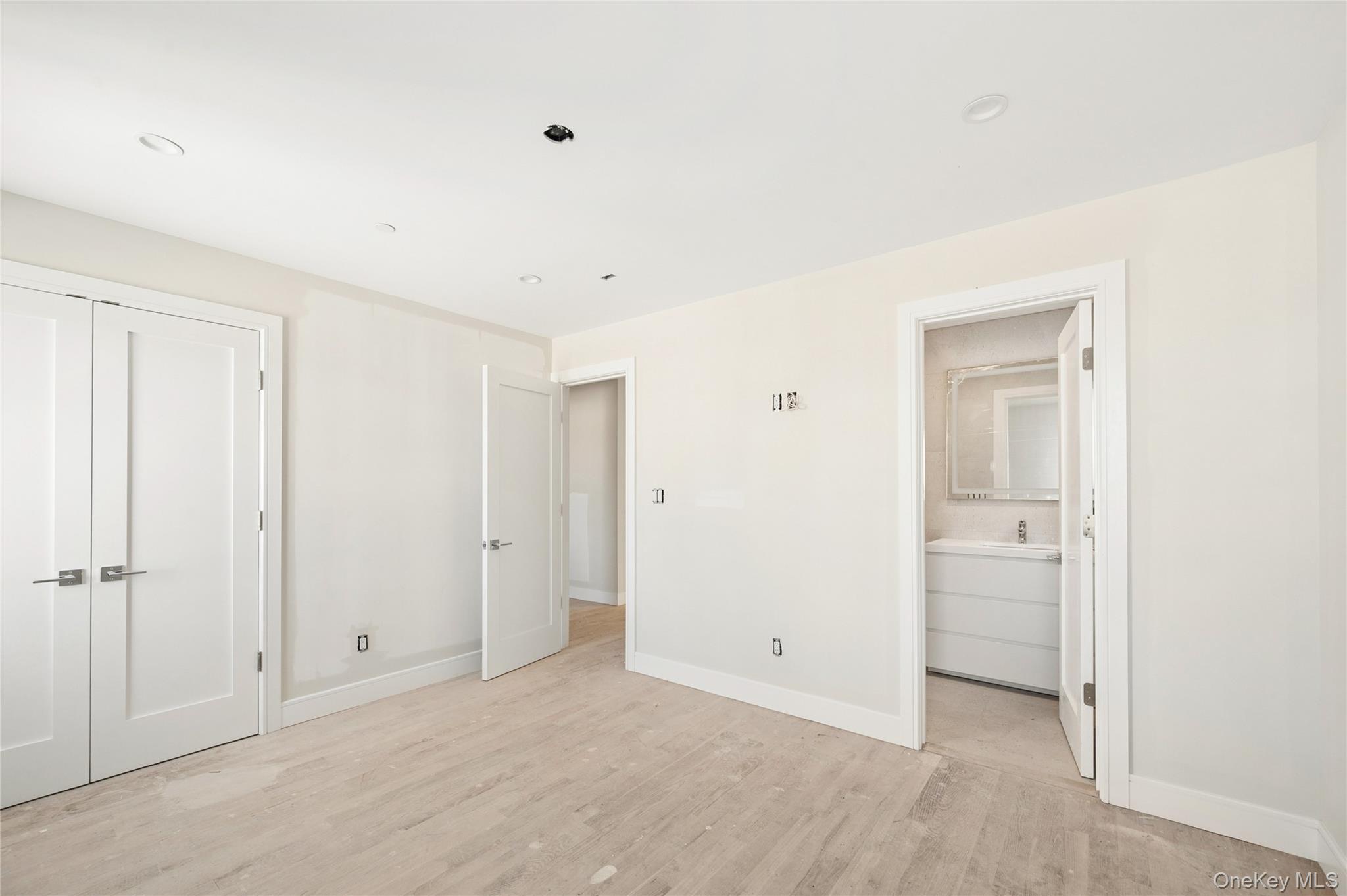 27 Kerrigan Street, Long Beach, NY 11561