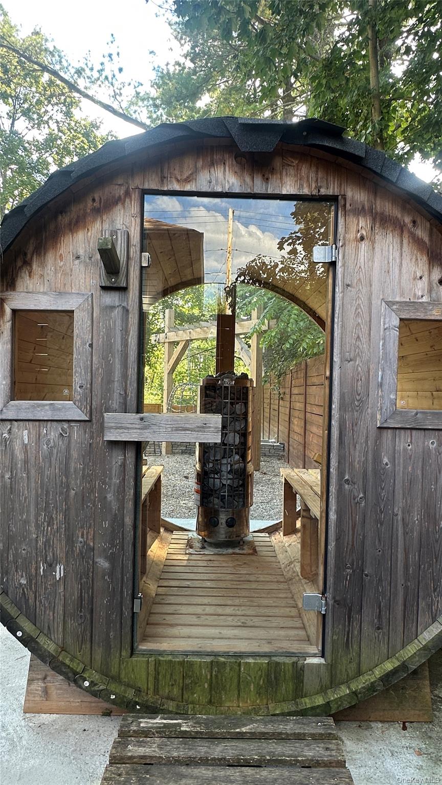 169 Main Street, Gardiner, NY 12525