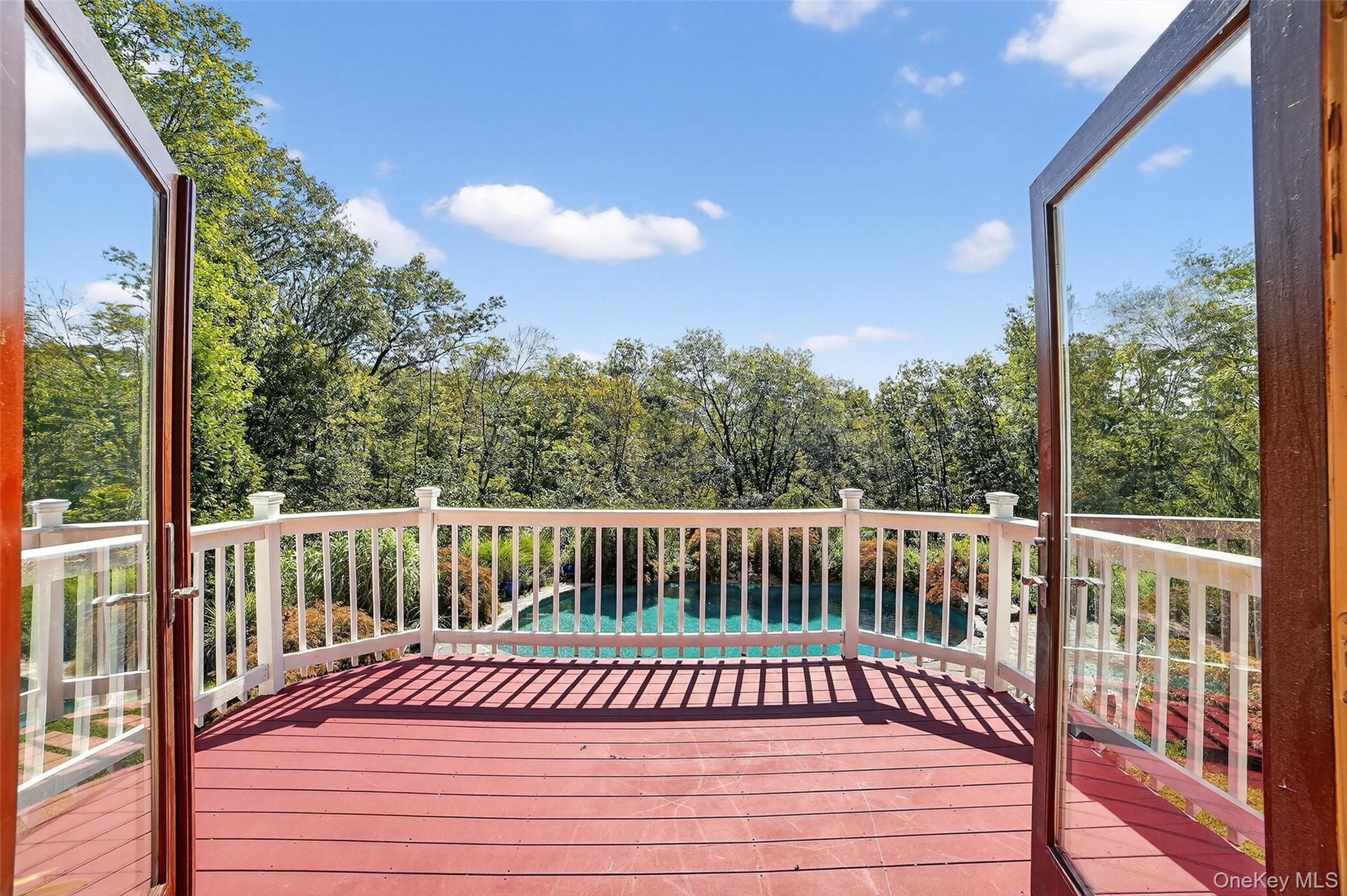 986 Cliff Avenue, Yorktown Heights, NY 10598