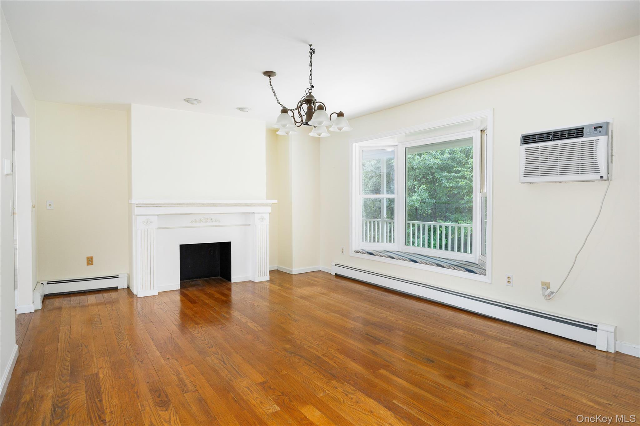 61 Church Street, Poughquag, NY 12570