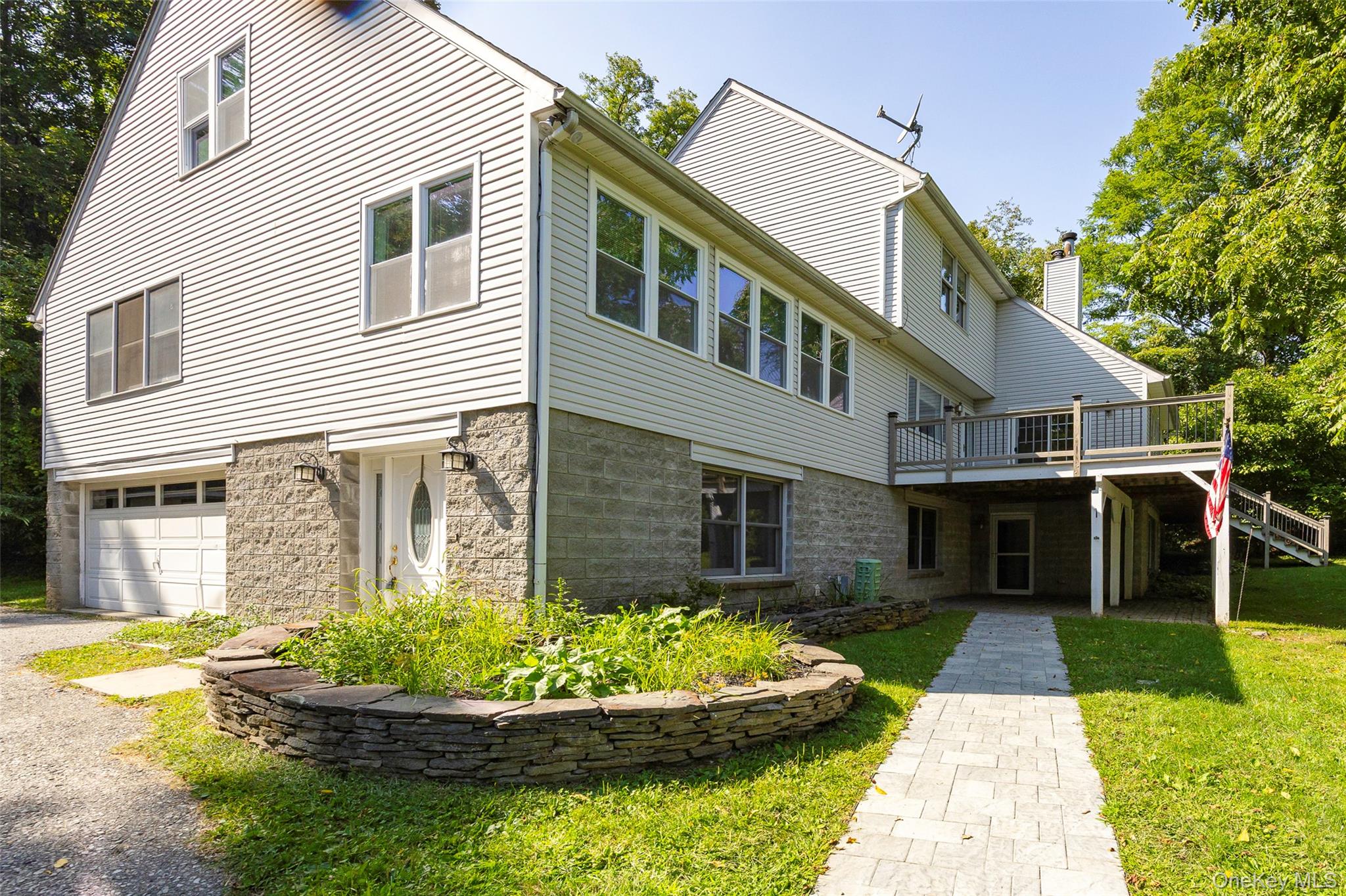 61 Church Street, Poughquag, NY 12570